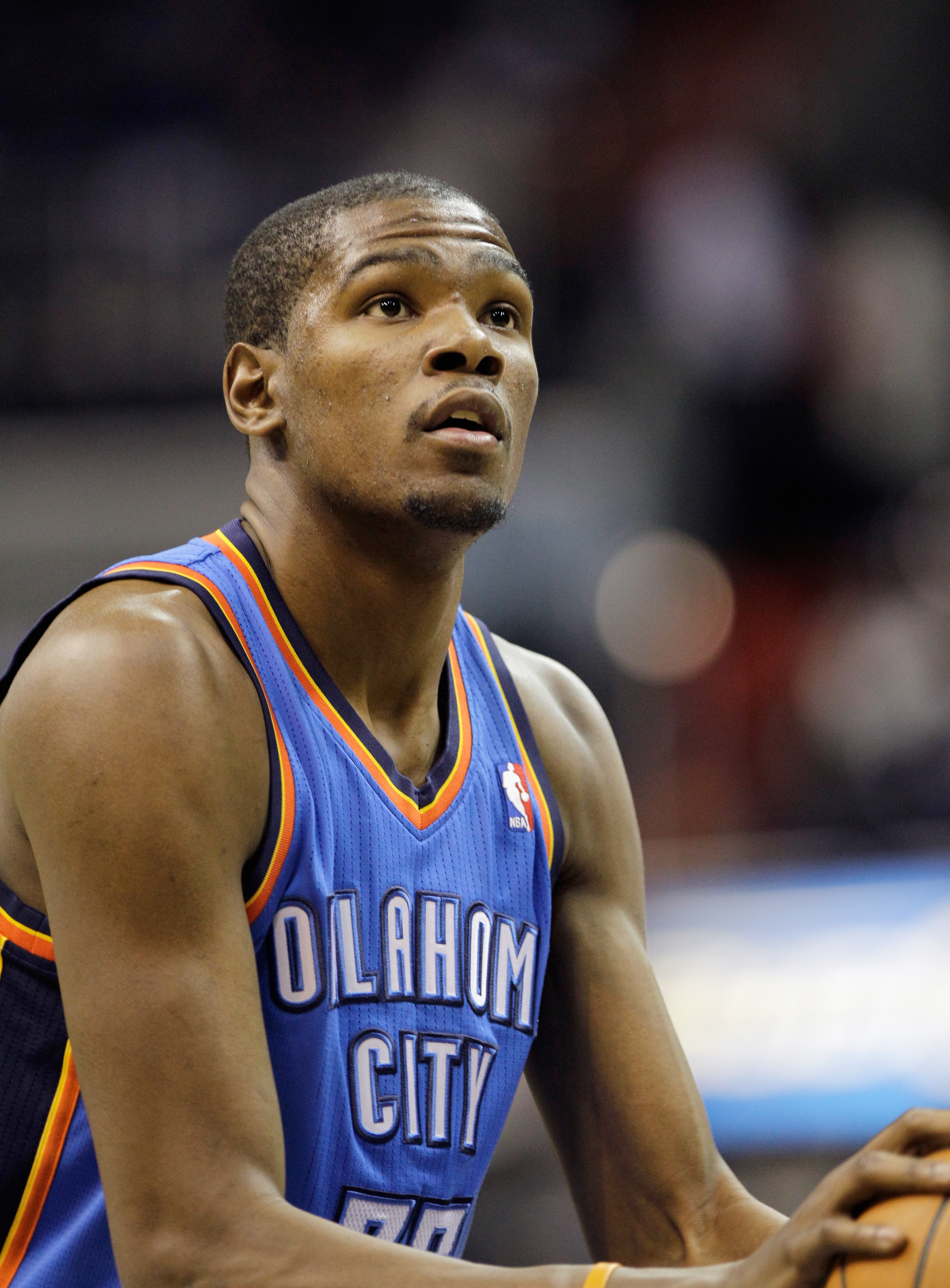 WASHINGTON, DC - MARCH 14: Kevin Durant #35 of the Oklahoma City Thunder shoots a free throw against the Washington Wizards during the first half at the Verizon Center on March 14, 2011 in Washington, DC. NOTE TO USER: User expressly acknowledges and agre