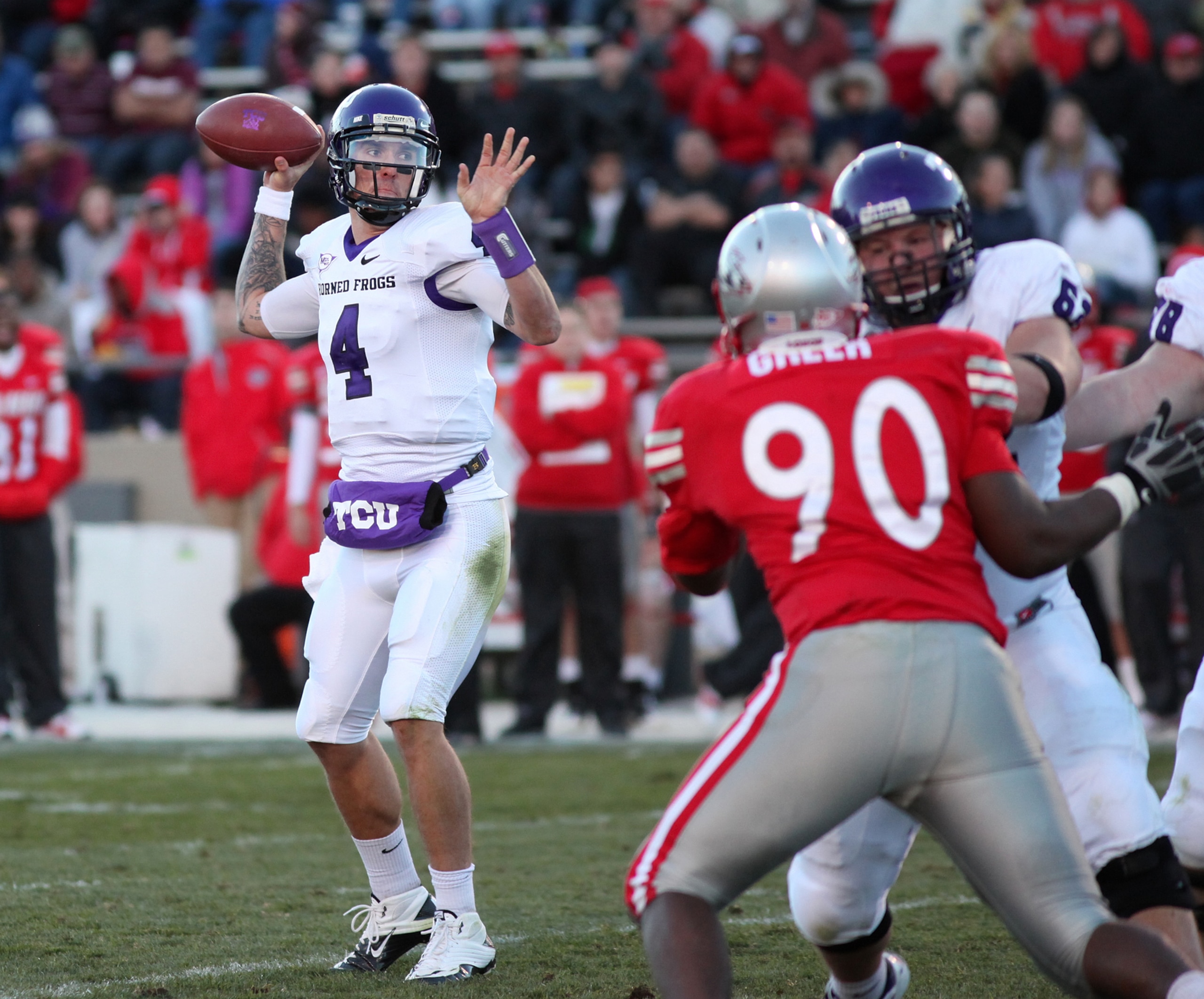 ALBUQUERQUE, NM - NOVEMBER 27: Back-up quarterback Casey Pachall #4 of the TCU Horned Frogs passes against the University of New Mexico Lobos on November 27, 2010 at University Stadium in Albuquerque, New Mexico. TCU won 66-17. (Photo by Eric Draper/Getty ALBUQUERQUE, NM - NOVEMBER 27: Back-up quarterback Casey Pachall #4 of the TCU Horned Frogs passes against the University of New Mexico Lobos on November 27, 2010 at University Stadium in Albuquerque, New Mexico. TCU won 66-17. (Photo by Eric Draper/Getty