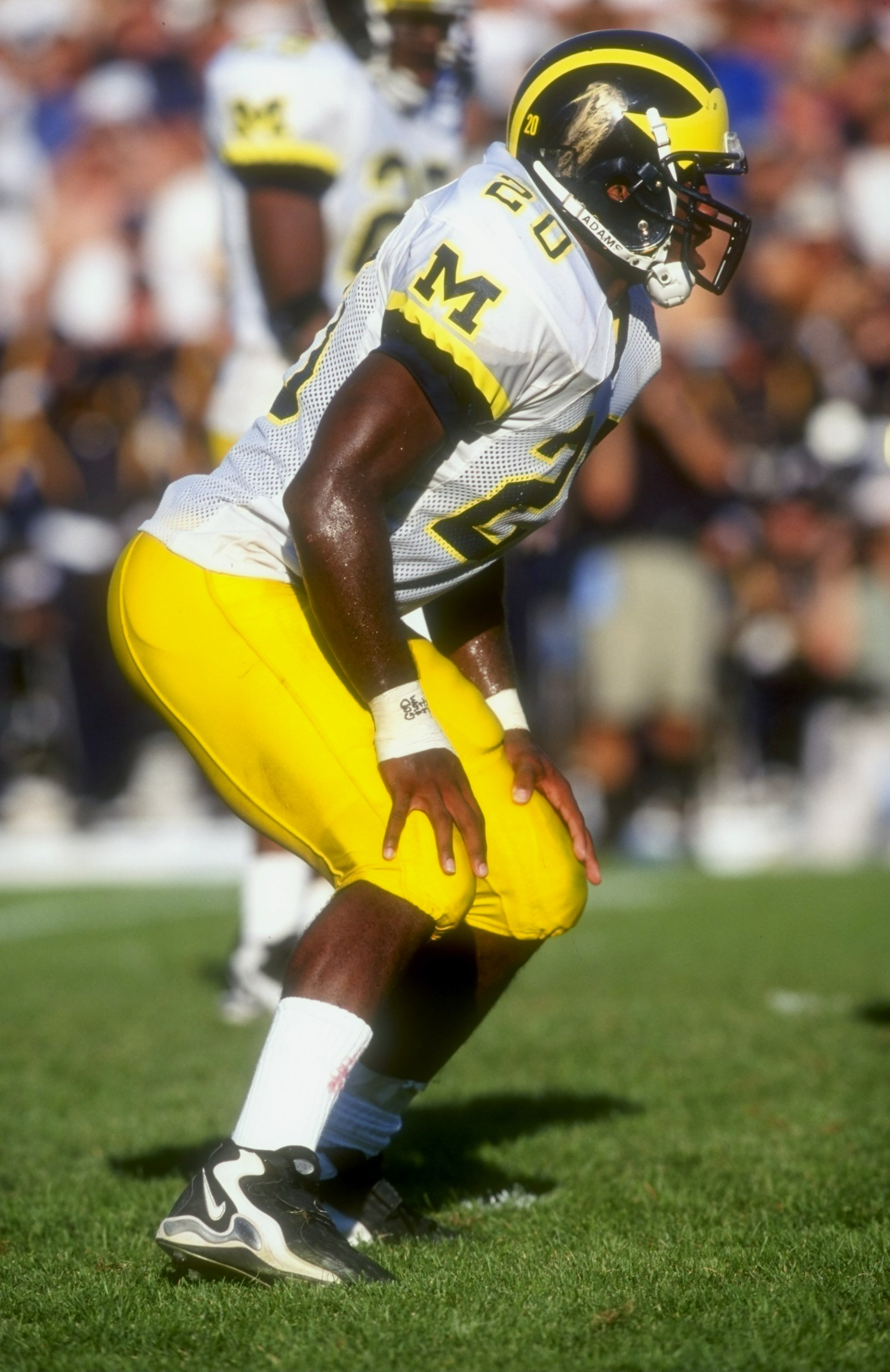 5 Sep 1998:  Ian Gold #20 of the Michigan Wolverines in action during a game against the Notre Dame Fighting Irish at the Notre Dame Stadium in South Bend, Indiana. The Fighting Irish defeated the Wolverines 36-20.