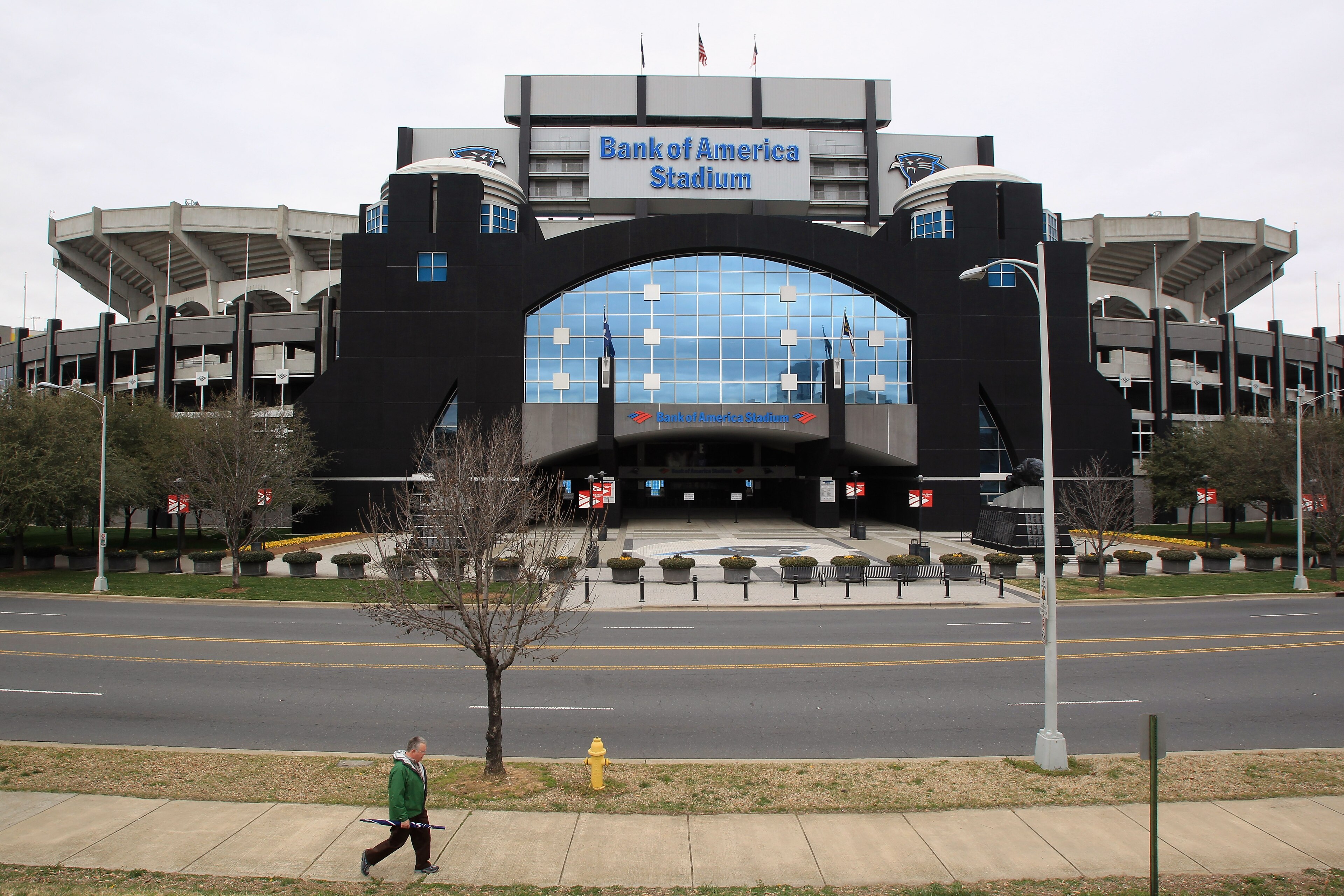 CHARLOTTE, NC - MARCH 04: A general view of the Carolina Panthers Bank of America Stadium as the NFL lockout looms on March 4, 2011 in Charlotte, North Carolina. (Photo by Streeter Lecka/Getty Images) CHARLOTTE, NC - MARCH 04: A general view of the Carolina Panthers Bank of America Stadium as the NFL lockout looms on March 4, 2011 in Charlotte, North Carolina. (Photo by Streeter Lecka/Getty Images)