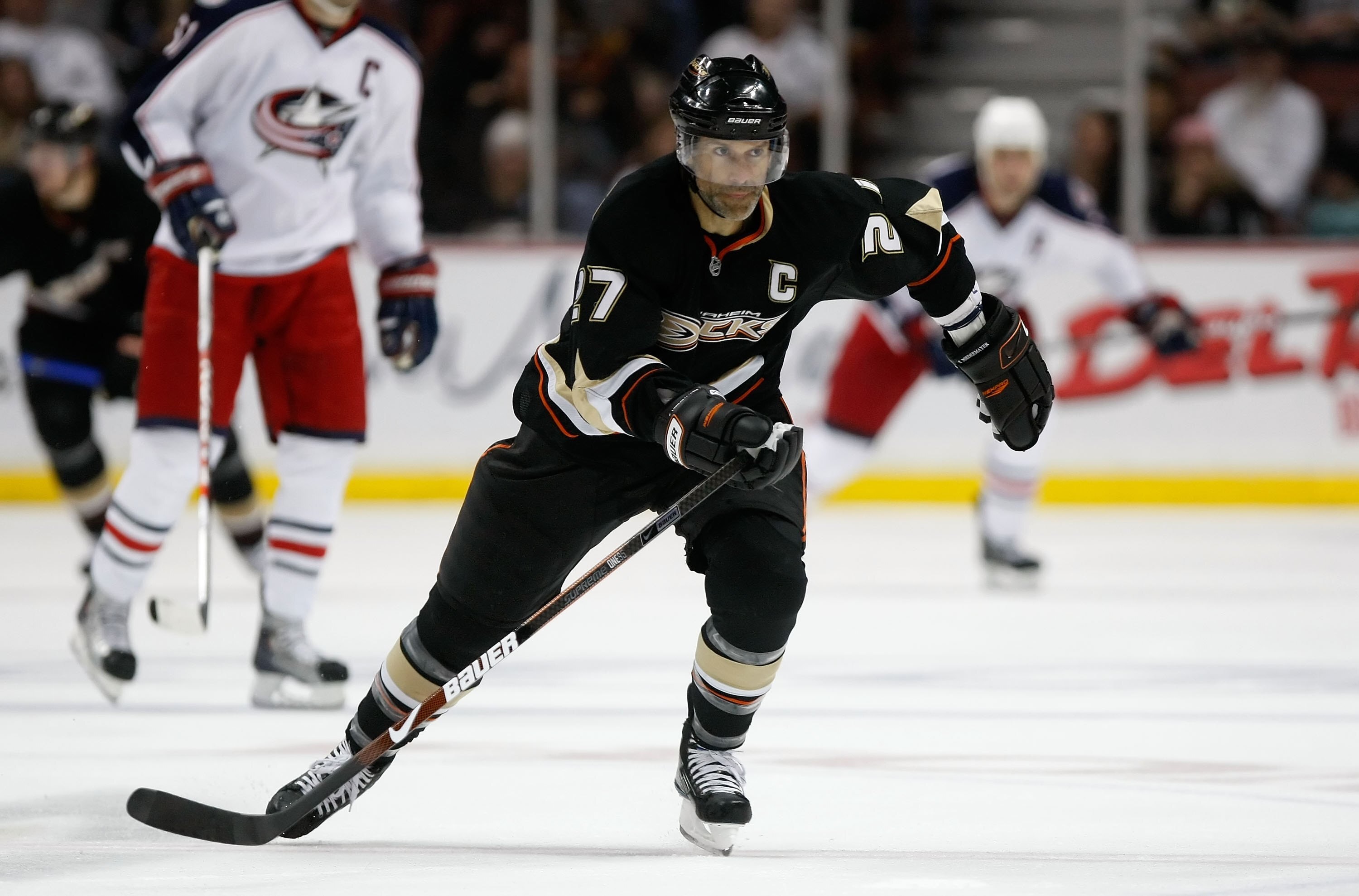 ANAHEIM, CA - OCTOBER 24:  Scott Niedermayer #27 of the Anaheim Ducks skates against the Columbus Blue Jackets at Honda Center on October 24, 2009 in Anaheim, California.  (Photo by Jeff Gross/Getty Images)