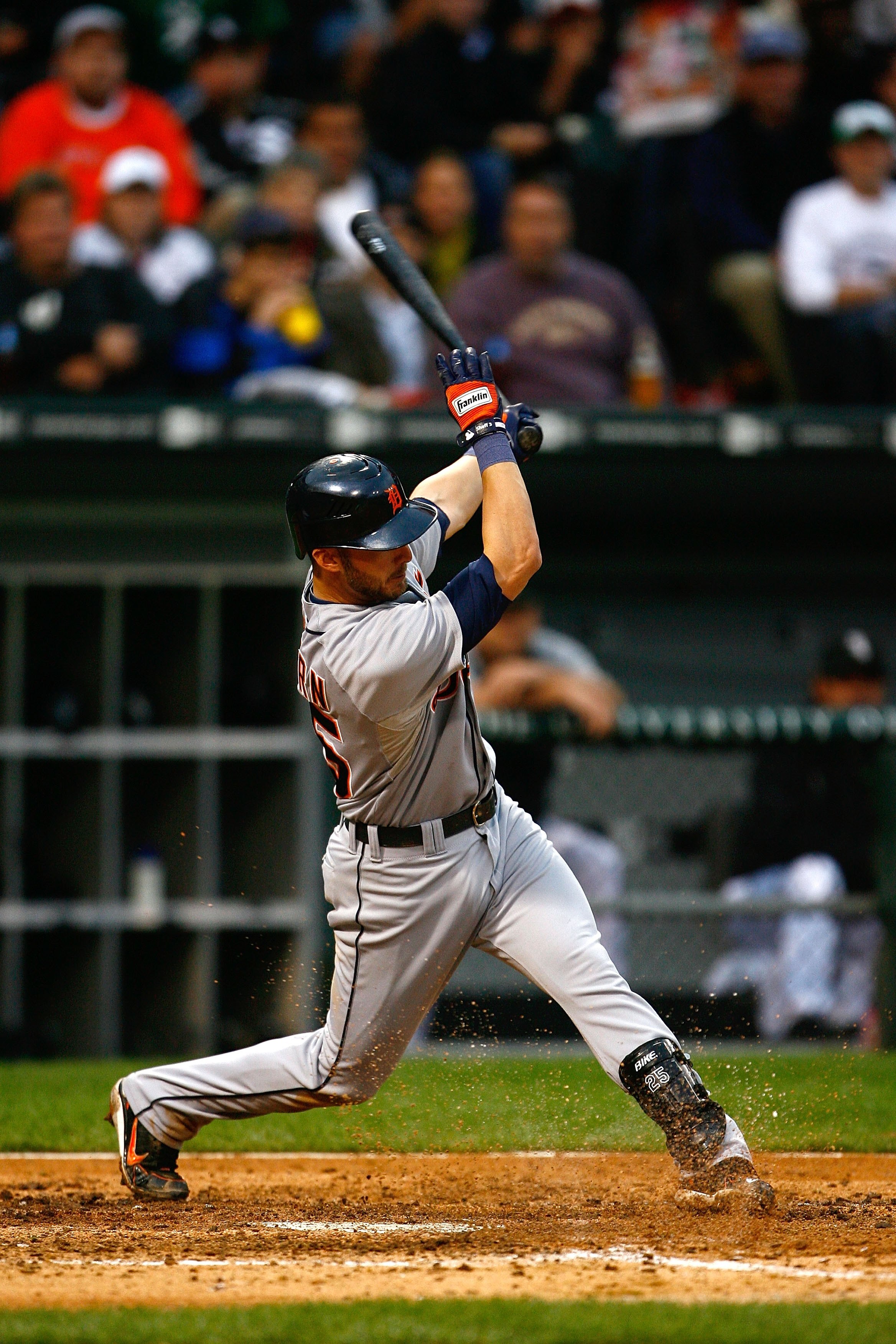 CHICAGO - SEPTEMBER 29:  Ryan Raburn #25 of the Detroit Tigers bats against the Chicago White Sox at U.S. Cellular Field on September 29, 2008 in Chicago, Illinois. The White Sox won 8-2. (Photo by Jeff Gross/Getty Images)