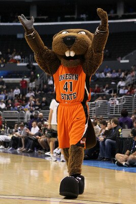 LOS ANGELES, CA - MARCH 10:  The Oregon State Beavers mascot performs on the court during a break in the game against the Arizona Wildcats in the quarterfinals of the 2011 Pacific Life Pac-10 Men's Basketball Tournament at Staples Center on March 10, 2011