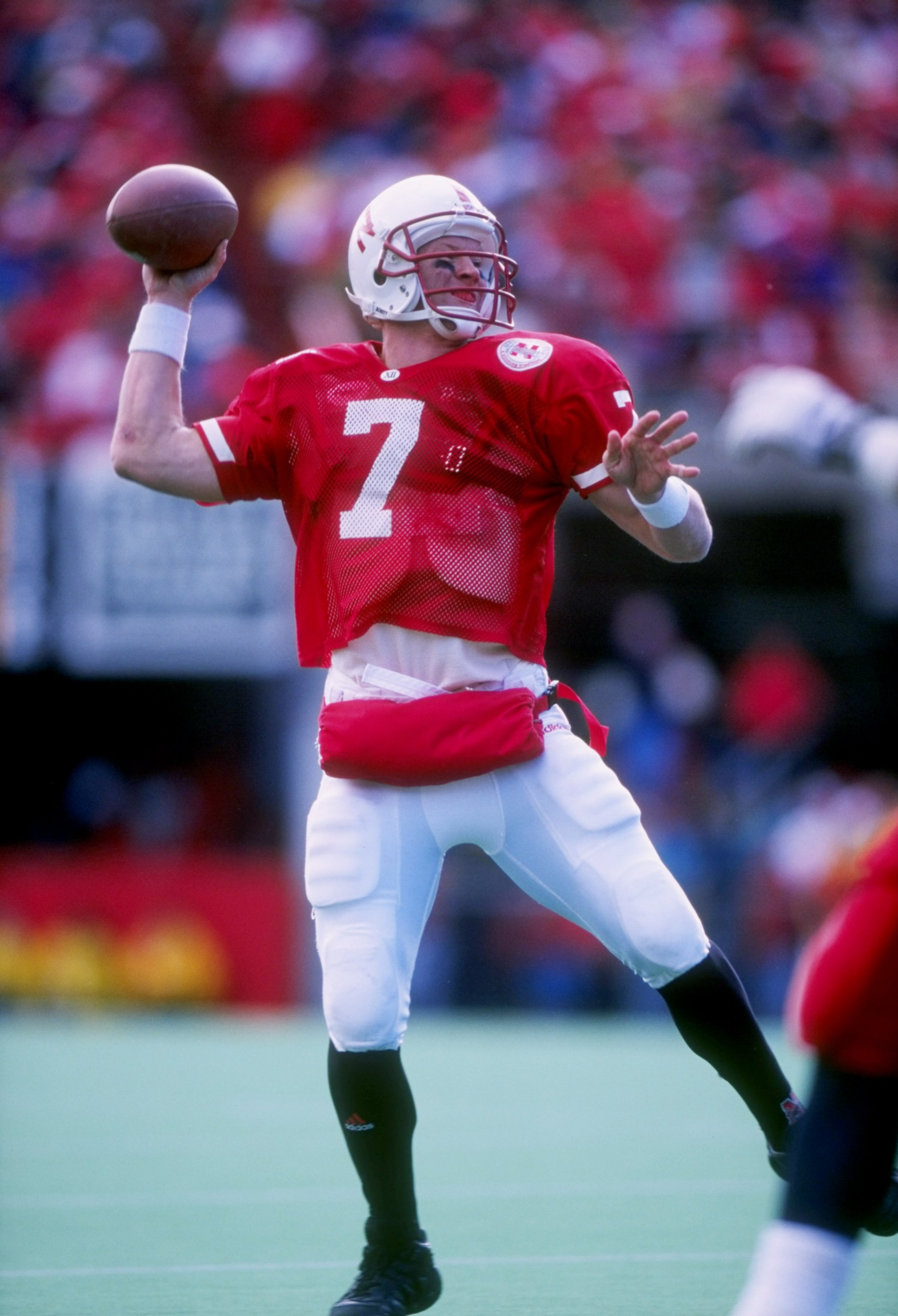 15 Nov 1997: Quarterback Scott Frost #7 of Nebraska sets to throw a pass during the Cornhuskers 77-14 win over Iowa State at Memorial Stadium in Lincoln, Nebraska.