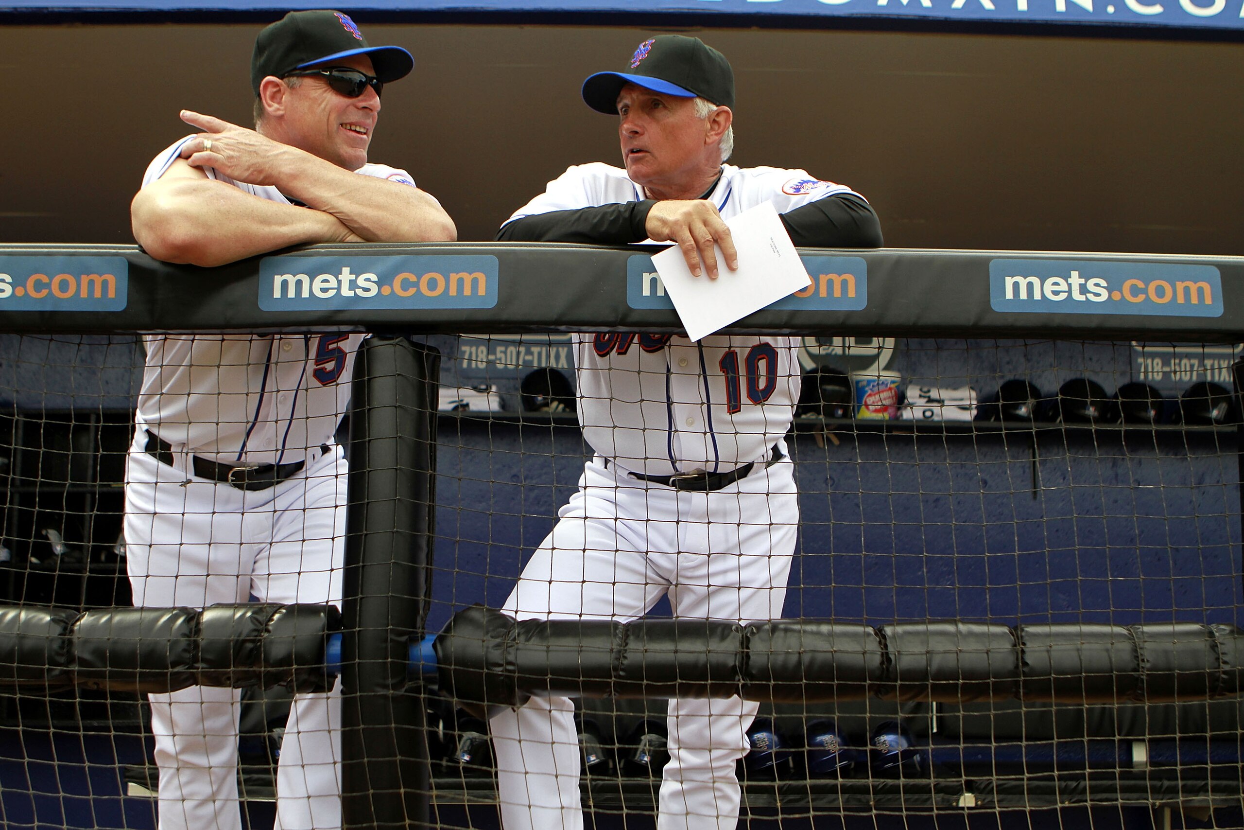 PORT ST. LUCIE, FL - FEBRUARY 26: David Wright #5 and Manager Terry Collins (R) of the New York Mets chat prior to playing against the Atlanta Braves at Digital Domain Park on February 26, 2011 in Port St. Lucie, Florida. (Photo by Marc Serota/Getty Ima PORT ST. LUCIE, FL - FEBRUARY 26: David Wright #5 and Manager Terry Collins (R) of the New York Mets chat prior to playing against the Atlanta Braves at Digital Domain Park on February 26, 2011 in Port St. Lucie, Florida. (Photo by Marc Serota/Getty Ima