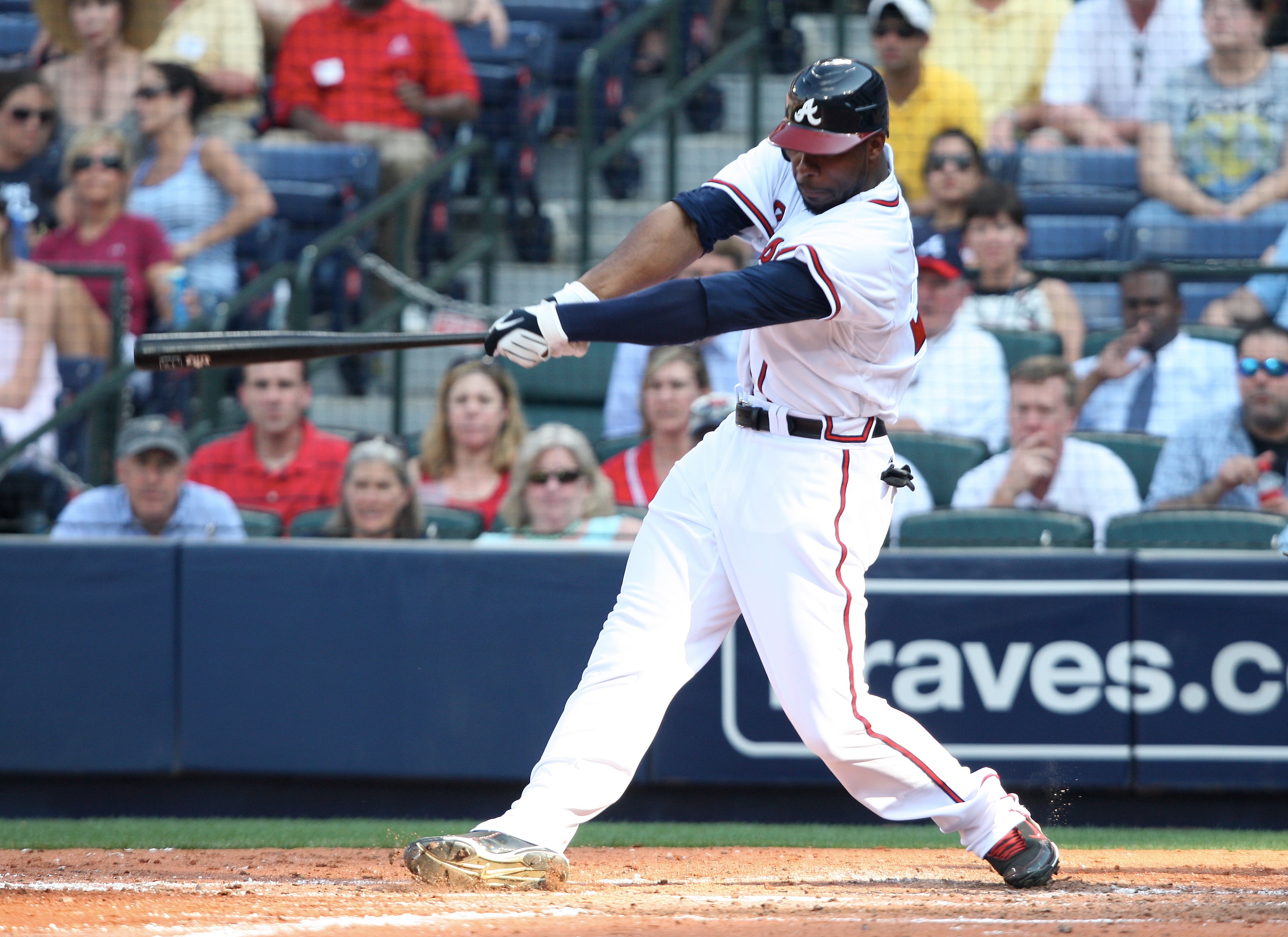 ATLANTA - APRIL 5: Jason Heyward #22 of the Atlanta Braves hits against the Chicago Cubs during Opening Day at Turner Field on April 5, 2010 in Atlanta, Georgia. (Photo by Scott Cunningham/Getty Images)