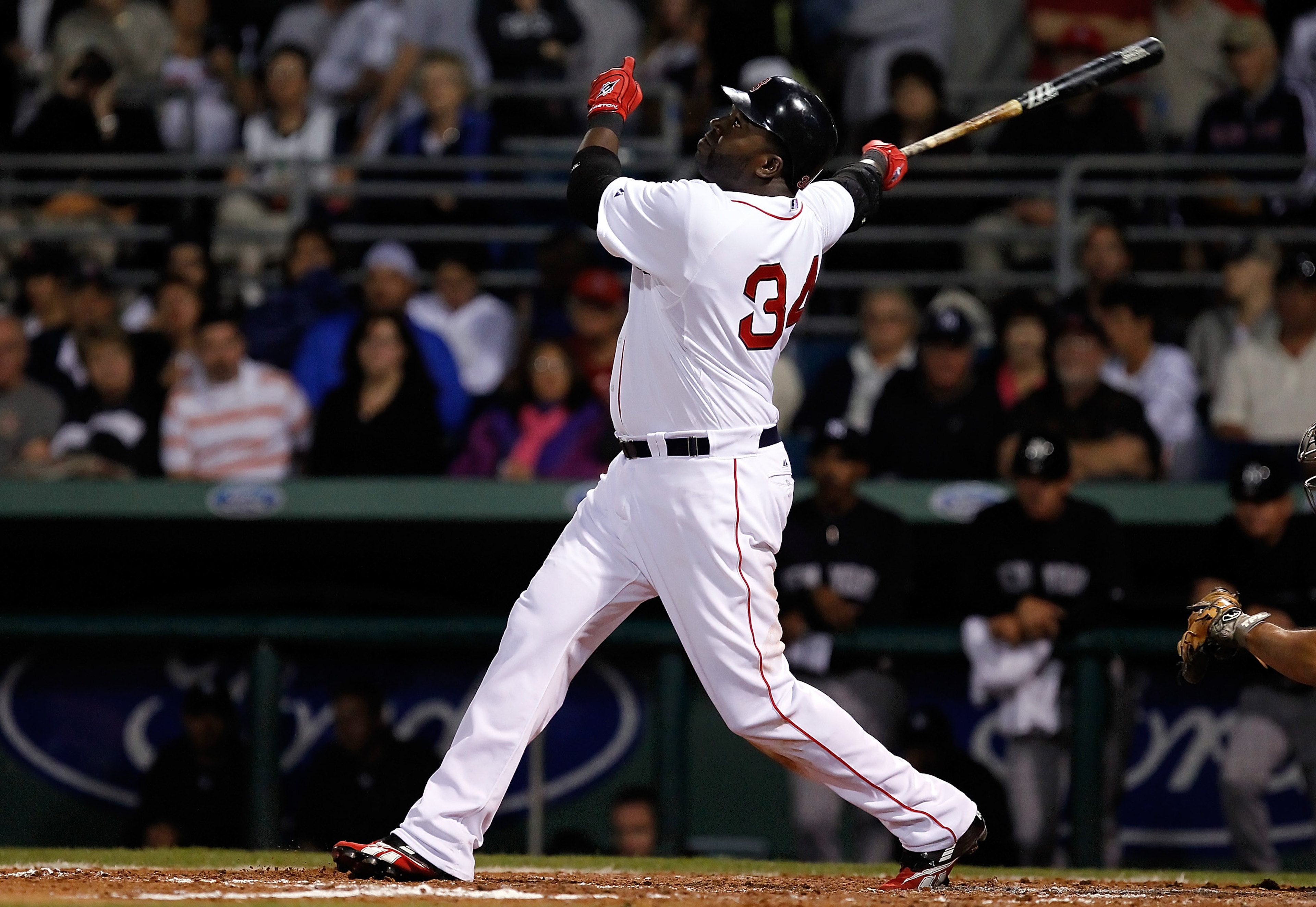 FORT MYERS, FL - MARCH 14: Designated hitter David Ortiz #34 of the Boston Red Sox fouls off a pitch against the New York Yankees during a Grapefruit League Spring Training Game at City of Palms Park on March 14, 2011 in Fort Myers, Florida. (Photo by J FORT MYERS, FL - MARCH 14: Designated hitter David Ortiz #34 of the Boston Red Sox fouls off a pitch against the New York Yankees during a Grapefruit League Spring Training Game at City of Palms Park on March 14, 2011 in Fort Myers, Florida. (Photo by J