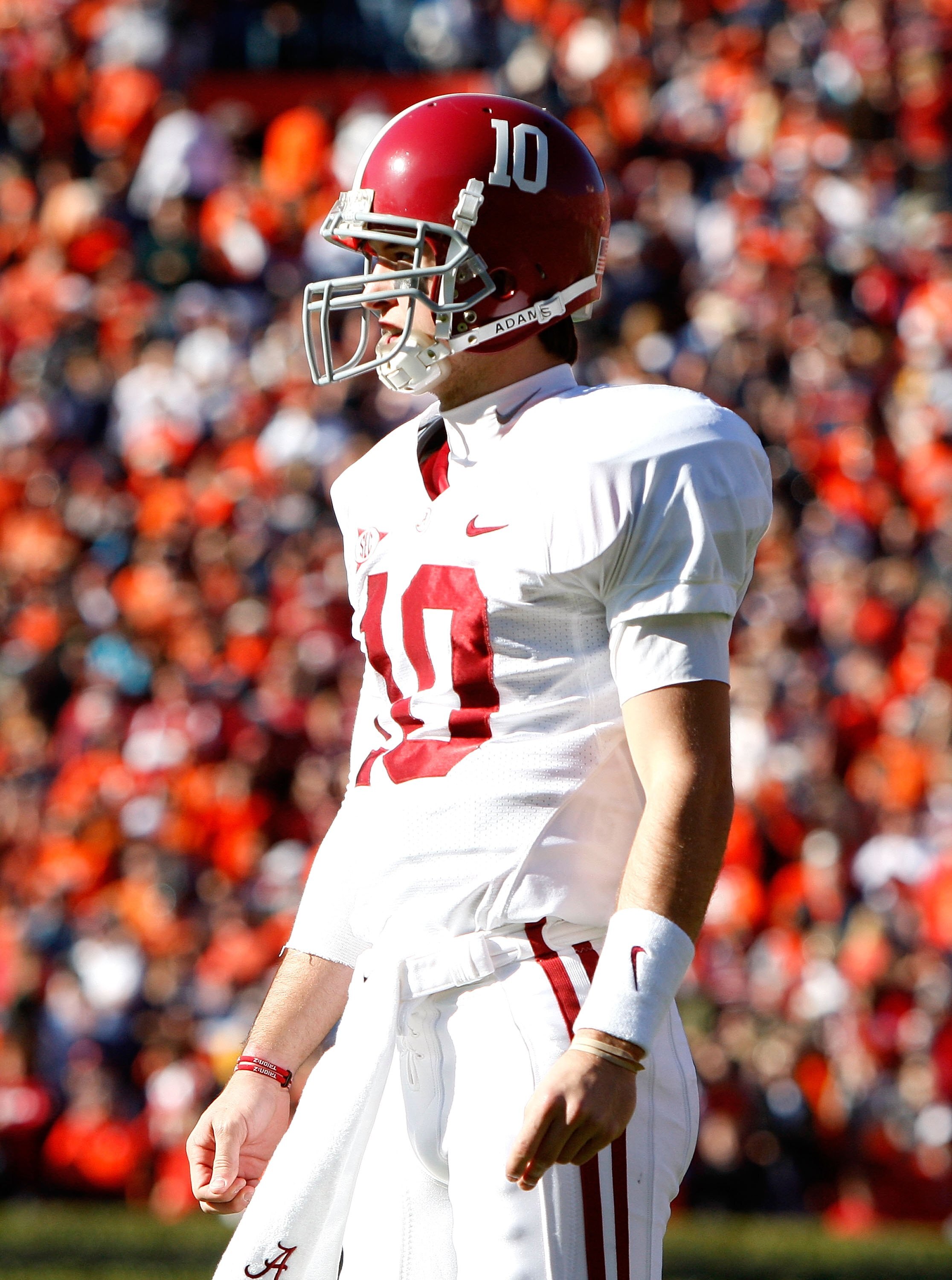 AUBURN, AL - NOVEMBER 27:  Backup quarterback A.J. McCarron #10 of the Alabama Crimson Tide against the Auburn Tigers at Jordan-Hare Stadium on November 27, 2009 in Auburn, Alabama.  (Photo by Kevin C. Cox/Getty Images)