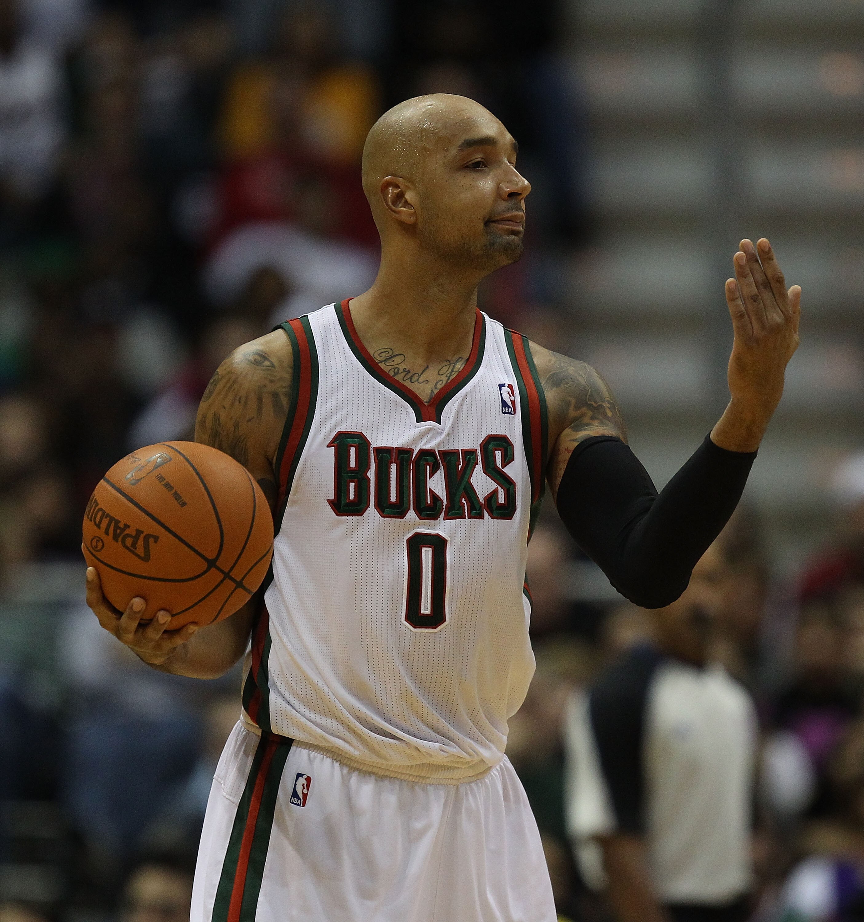 MILWAUKEE, WI - NOVEMBER 16: Drew Gooden #0 of the Milwaukee Bucks signals to a teammate against the Los Angeles Lakers at the Bradley Center on November 16, 2010 in Milwaukee, Wisconsin. The Lakers defeated the Bucks 118-107. NOTE TO USER: User expressly