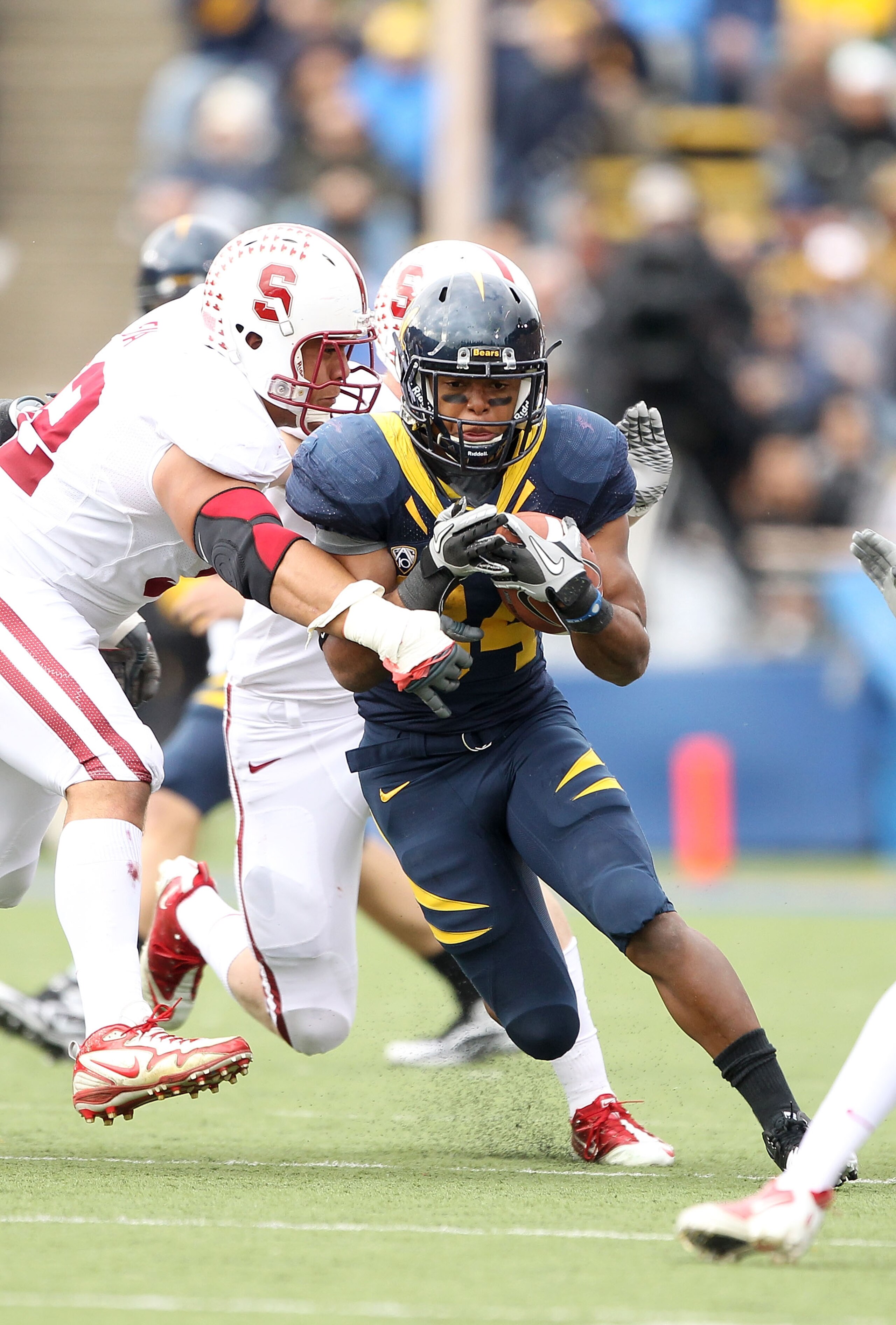 BERKELEY, CA - NOVEMBER 20:  Shane Vereen #34 of the California Golden Bears in action against the Stanford Cardinal at California Memorial Stadium on November 20, 2010 in Berkeley, California.  (Photo by Ezra Shaw/Getty Images)