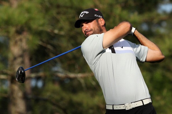 AUGUSTA, GA - APRIL 07:  Alvaro Quiros of Spain hits his tee shot on the 15th hole during the first round of the 2011 Masters Tournament at Augusta National Golf Club on April 7, 2011 in Augusta, Georgia.  (Photo by Andrew Redington/Getty Images)