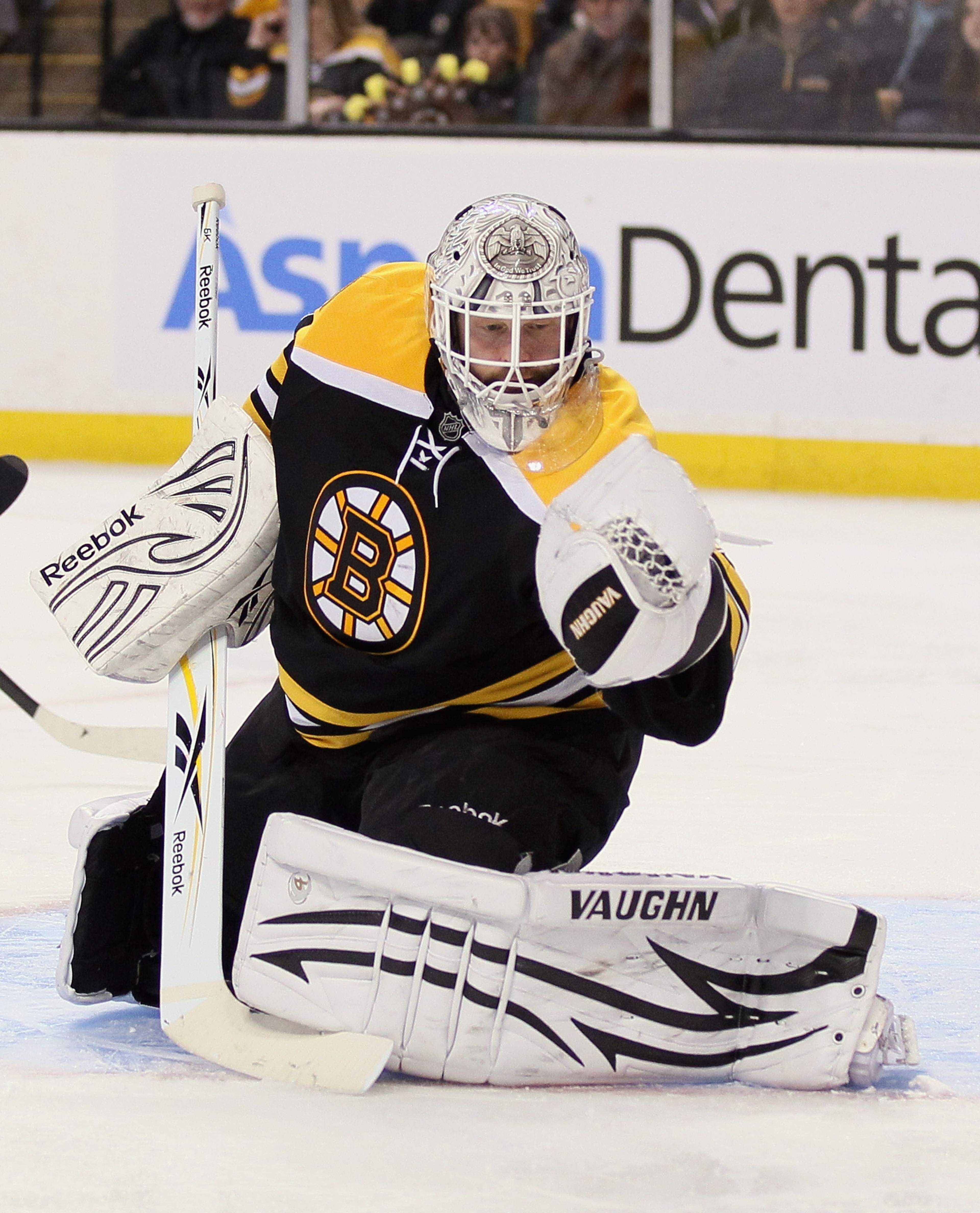 BOSTON, MA - MARCH 24:  Tim Thomas #30 of the Boston Bruins stops a shot in the second period against the Montreal Canadiens on March 24, 2011 at the TD Garden in Boston, Massachusetts.  (Photo by Elsa/Getty Images)