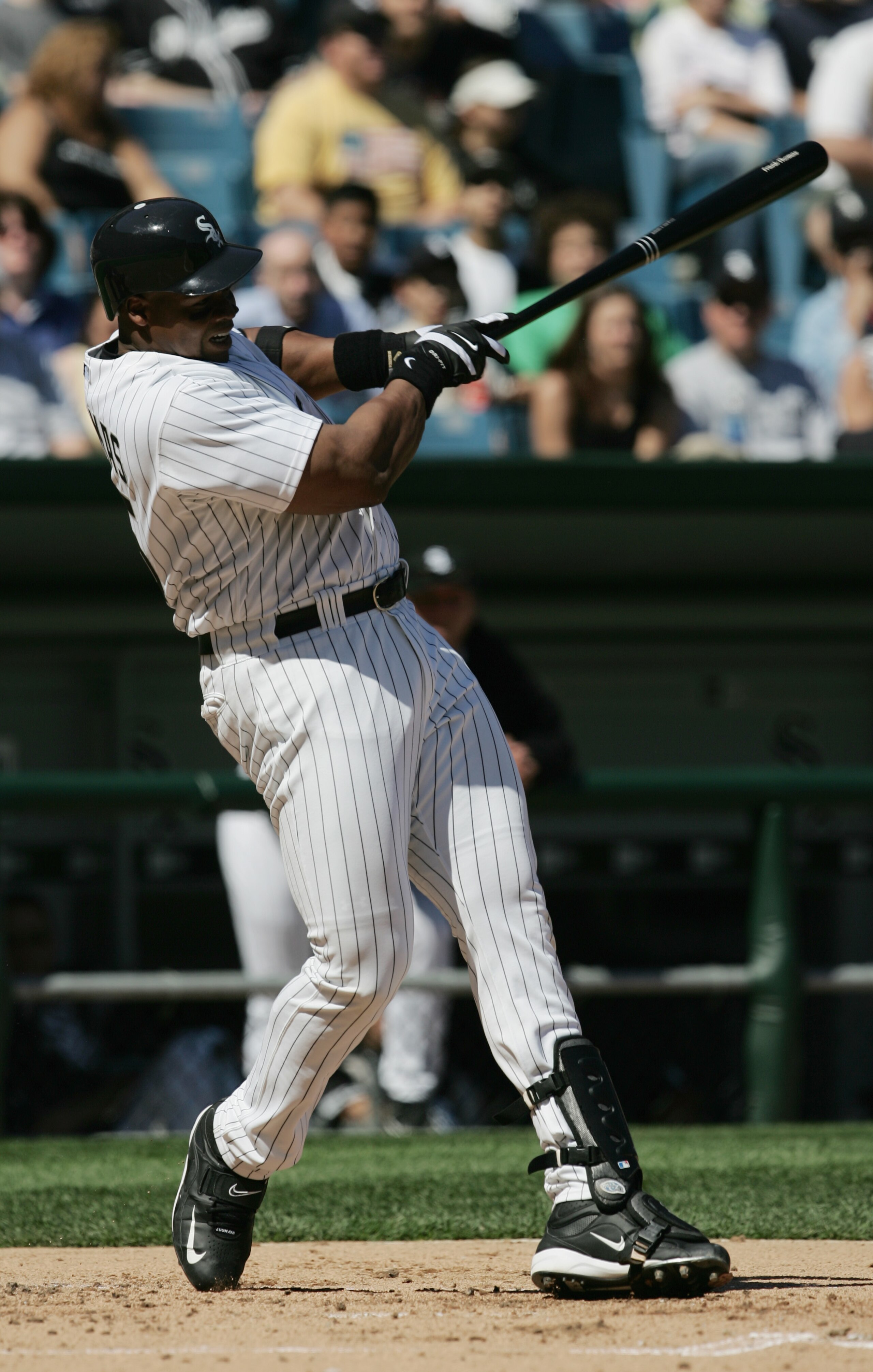 CHICAGO - MAY 30:  Frank Thomas #35 of the Chicago White Sox bats against the Los Angeles Angels of Anaheim on May 30, 2005 at U.S. Cellular Field in Chicago, Illinois. The White Sox defeated the Angels 5-4. (Photo by Jonathan Daniel/Getty Images)