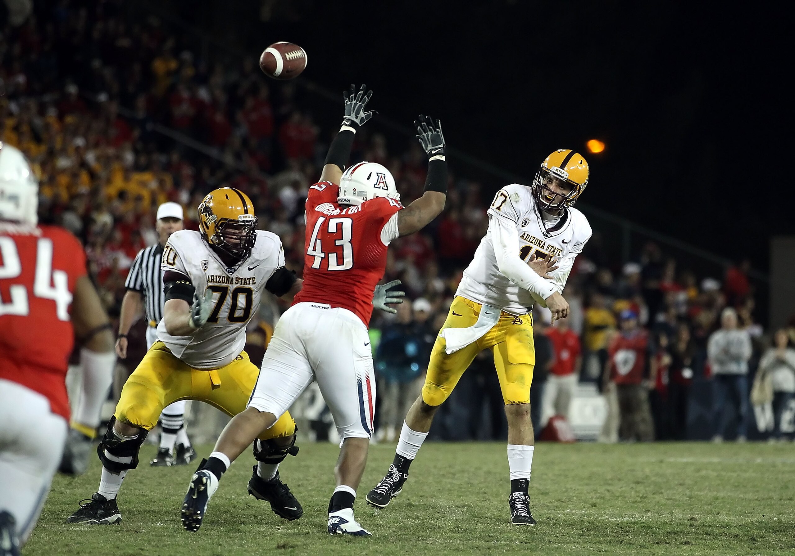 TUCSON, AZ - DECEMBER 02: Quarterback Brock Osweiler #17 of the Arizona State Sun Devils throws a pass during the college football game at Arizona Stadium on December 2, 2010 in Tucson, Arizona. The Sun Devils defeated the Wildcats 30-29 in double overti TUCSON, AZ - DECEMBER 02: Quarterback Brock Osweiler #17 of the Arizona State Sun Devils throws a pass during the college football game at Arizona Stadium on December 2, 2010 in Tucson, Arizona. The Sun Devils defeated the Wildcats 30-29 in double overti
