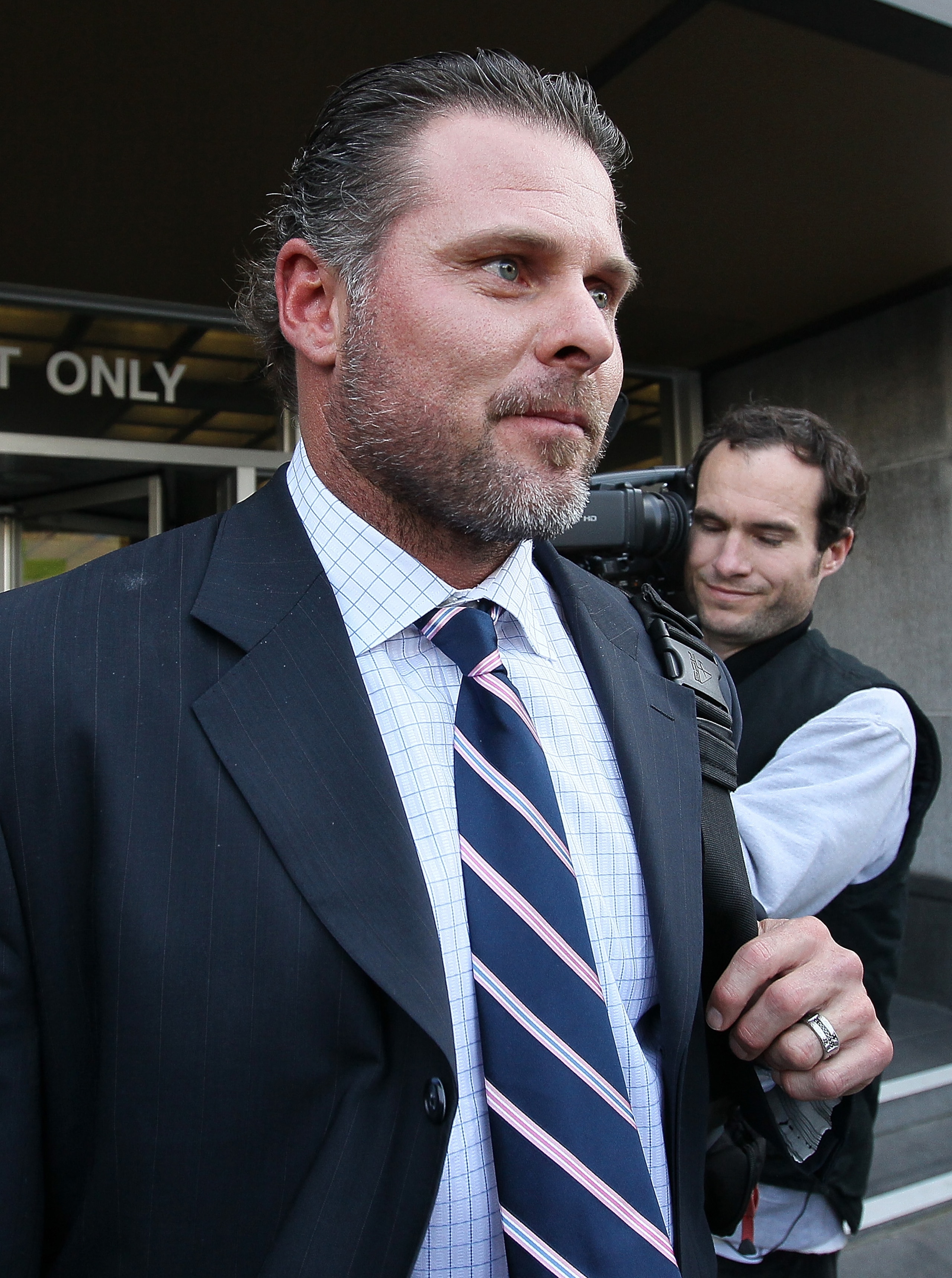 SAN FRANCISCO, CA - MARCH 29:  Major League Baseball player Jason Giambi leaves federal court after testifying during Barry Bonds' perjury trial on March 29, 2011 in San Francisco, California. Barry Bonds' perjury trial accusing him of lying to a grand ju