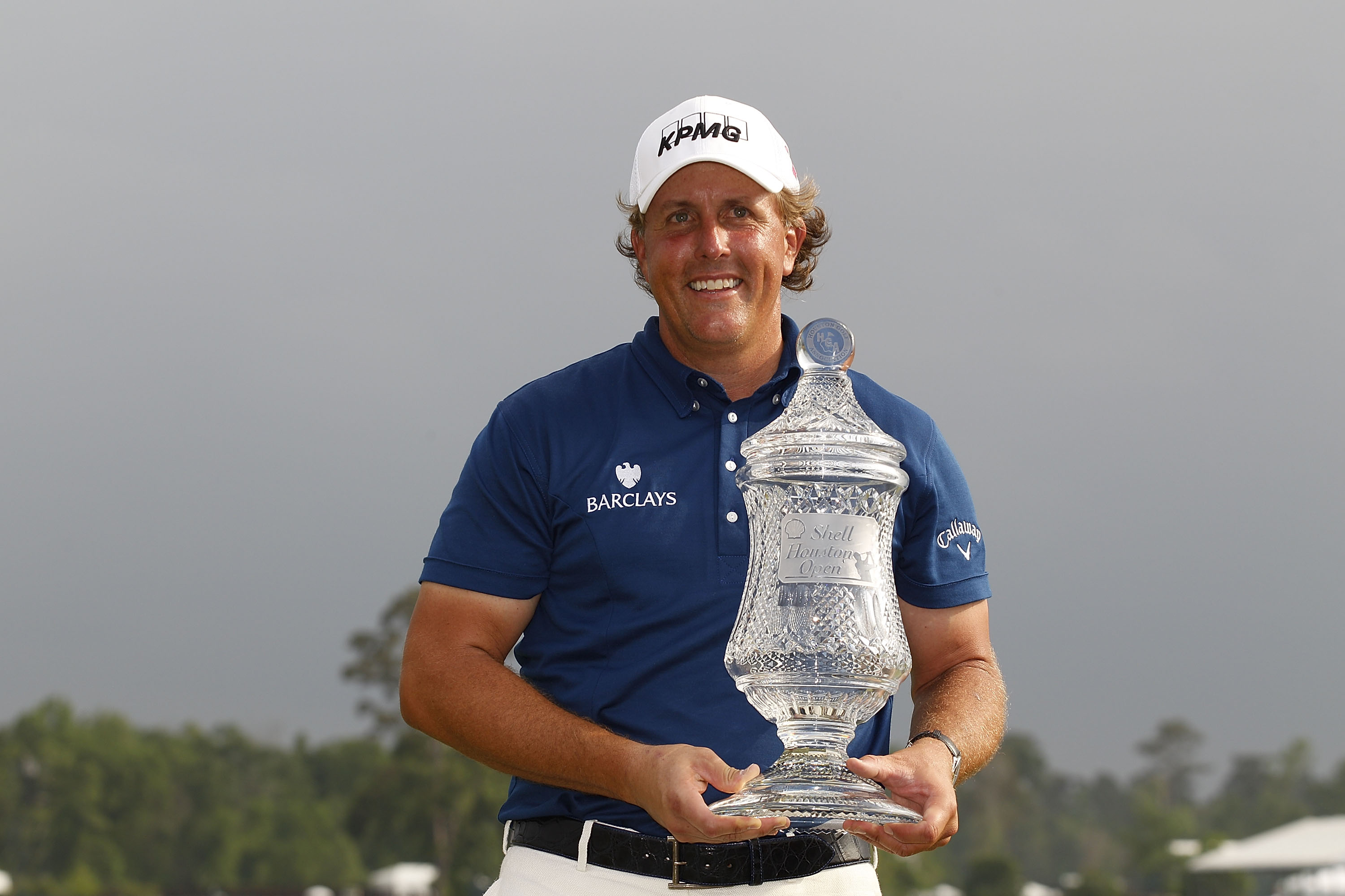 HUMBLE, TX - APRIL 03:  Phil Mickelson holds the trophy after winning the Shell Houston Open at Redstone Golf Club on April 3, 2011 in Humble, Texas.  (Photo by Michael Cohen/Getty Images)