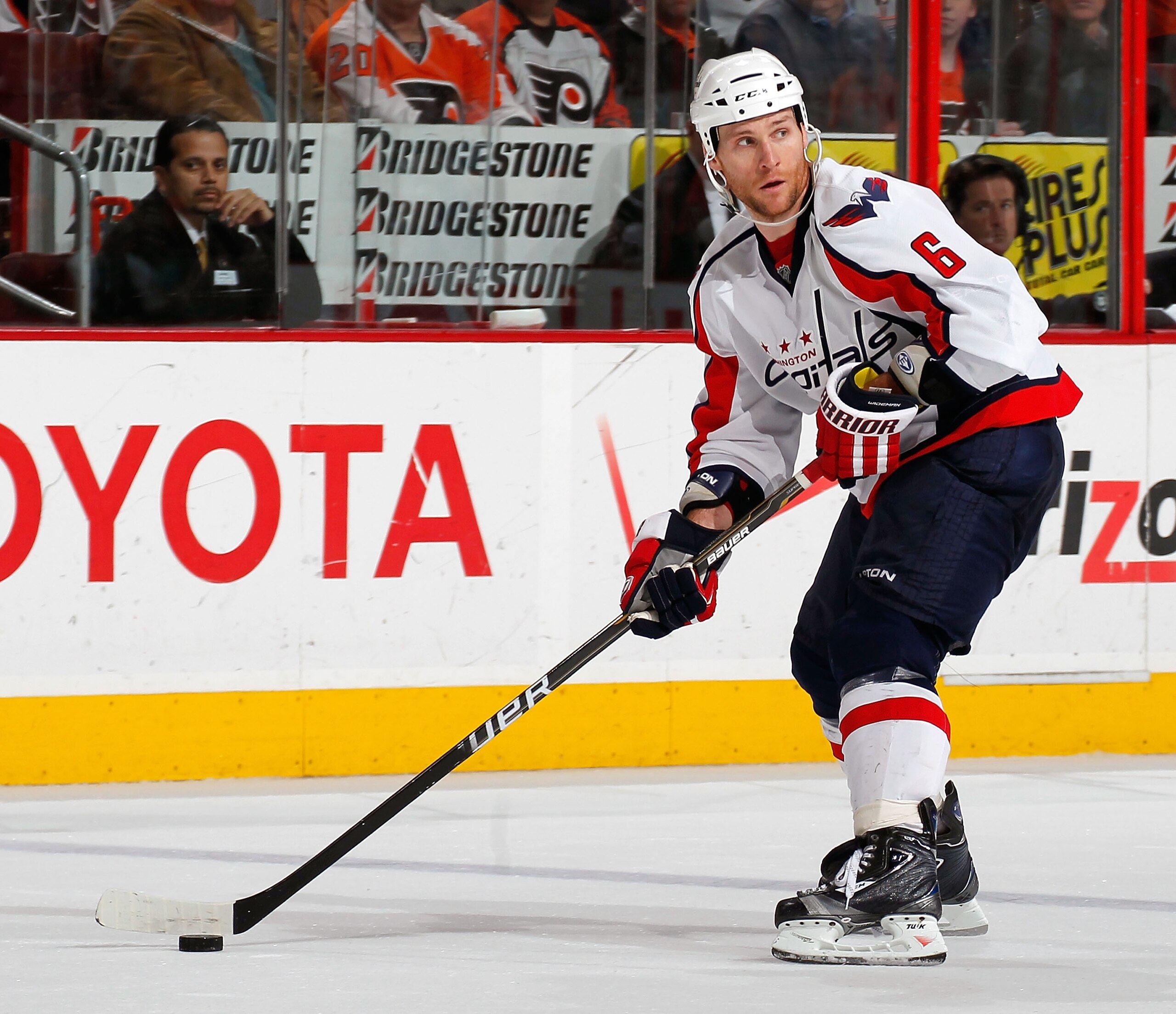 PHILADELPHIA, PA - MARCH 22:  Dennis Wideman #6 of the Washington Capitals skates during an NHL hockey game against the Philadelphia Flyers at the Wells Fargo Center on March 22, 2011 in Philadelphia, Pennsylvania.  (Photo by Paul Bereswill/Getty Images)