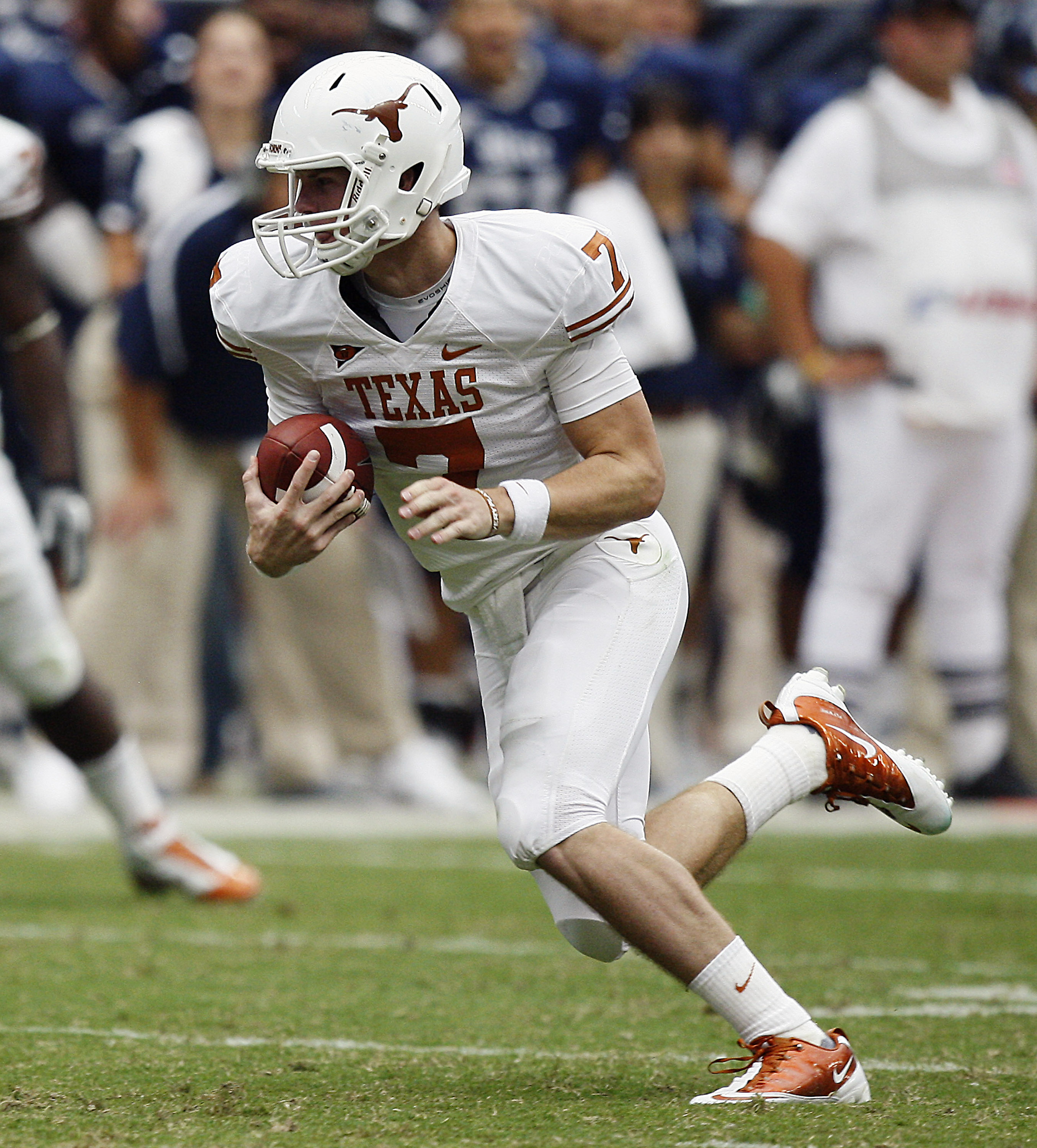 HOUSTON - SEPTEMBER 04:  Quarterback Garrett Gilbert #7 of the Texas Longhorns during game action against the Rice Owls at Reliant Stadium on September 4, 2010 in Houston, Texas. Texas won 34-17.  (Photo by Bob Levey/Getty Images)