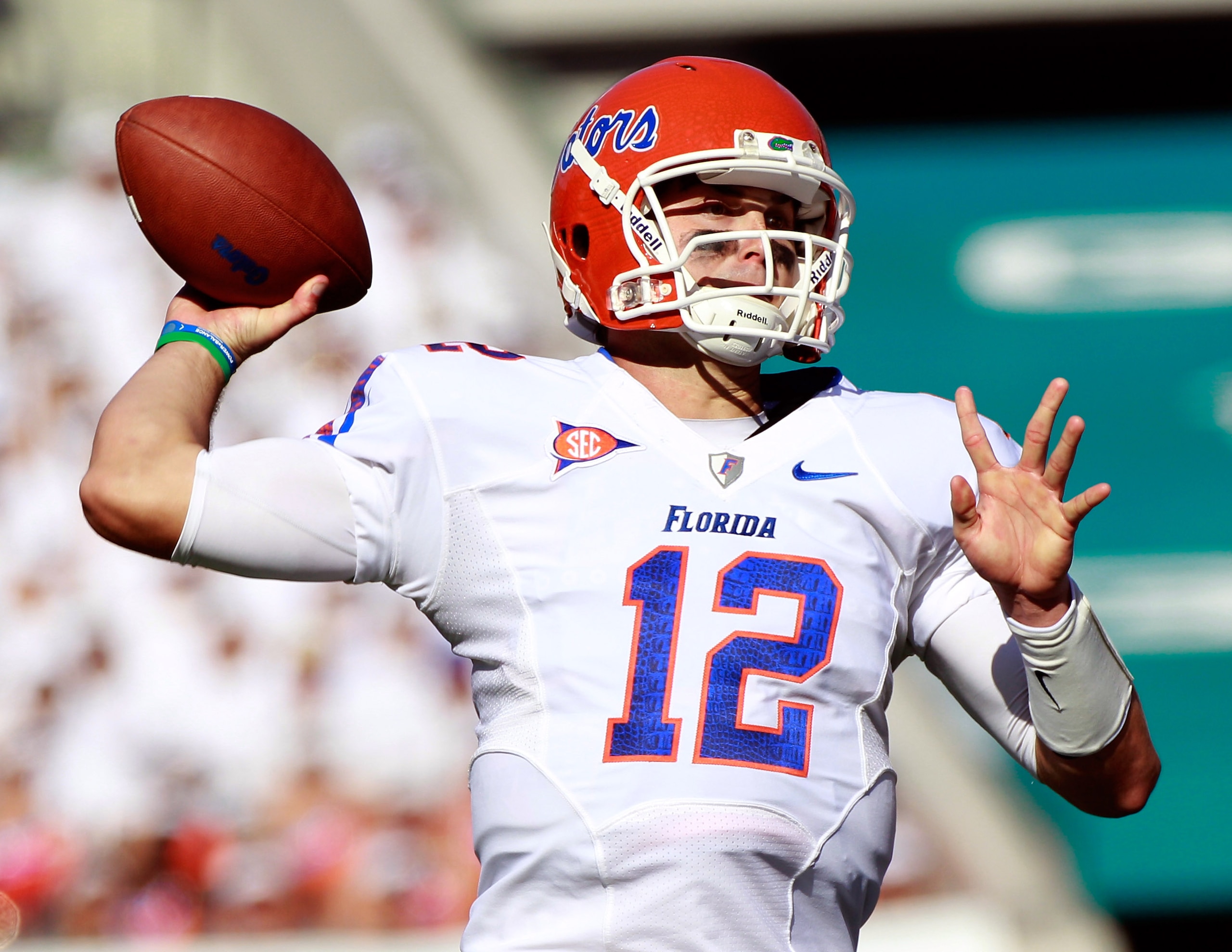 JACKSONVILLE, FL - OCTOBER 30: Quarterback John Brantley #12 of the Florida Gators attempts a pass during the game against the Georgia Bulldogs at EverBank Field on October 30, 2010 in Jacksonville, Florida. (Photo by Sam Greenwood/Getty Images) JACKSONVILLE, FL - OCTOBER 30: Quarterback John Brantley #12 of the Florida Gators attempts a pass during the game against the Georgia Bulldogs at EverBank Field on October 30, 2010 in Jacksonville, Florida. (Photo by Sam Greenwood/Getty Images)