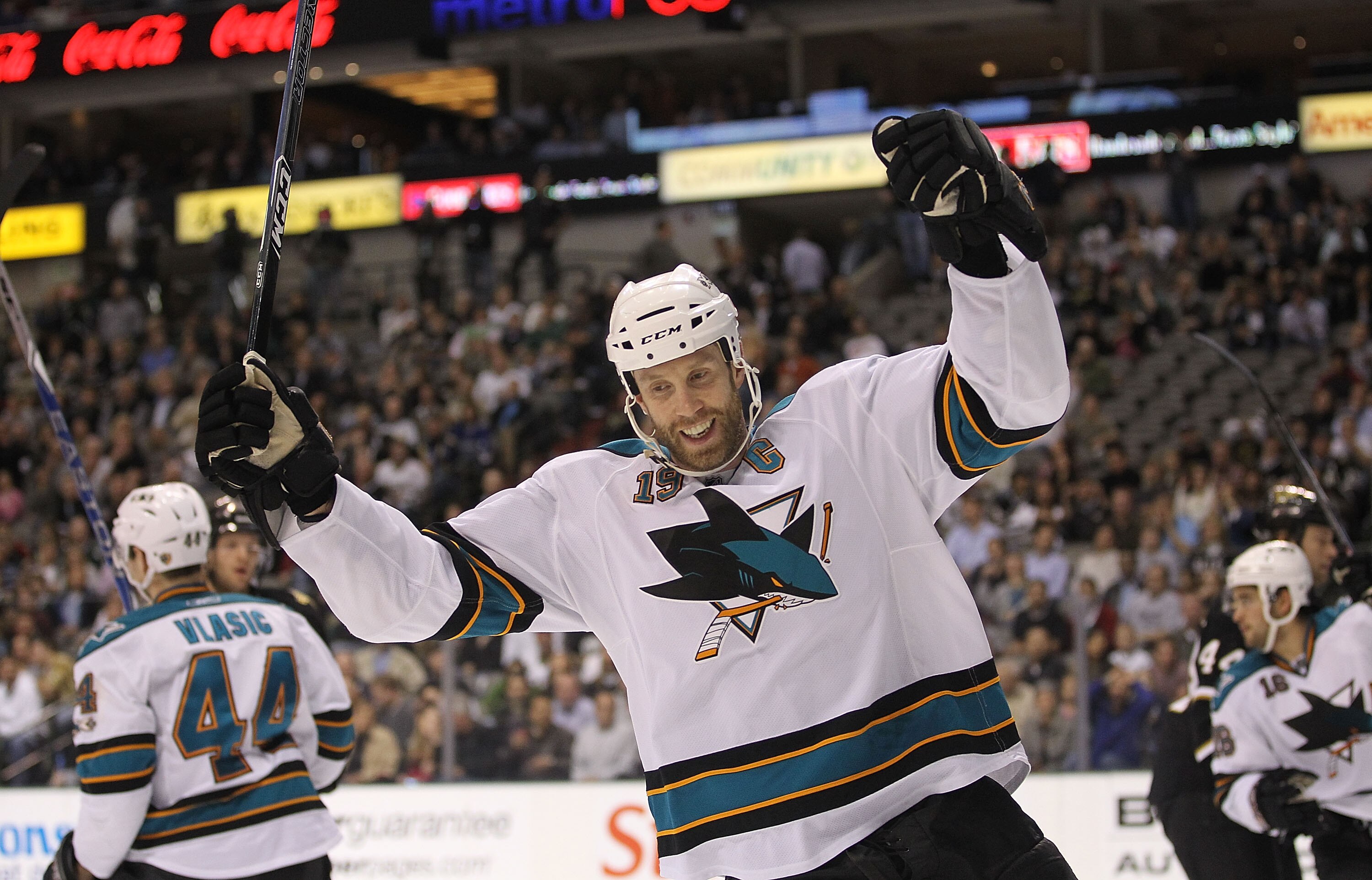 DALLAS, TX - MARCH 15:  Center Joe Thornton #19 of the San Jose Sharks celebrates a goal against the Dallas Stars at American Airlines Center on March 15, 2011 in Dallas, Texas.  (Photo by Ronald Martinez/Getty Images)