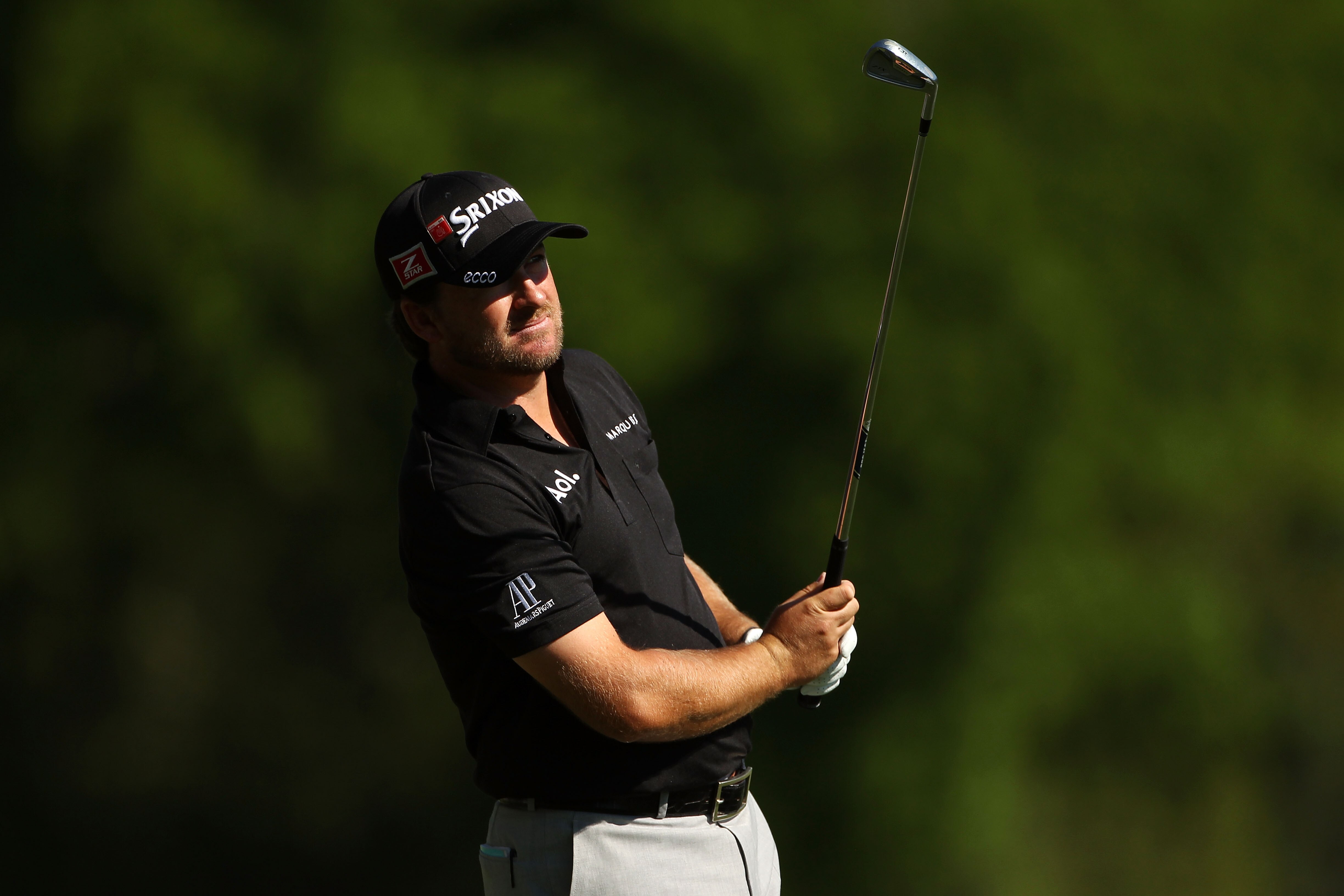 AUGUSTA, GA - APRIL 04:  Graeme McDowell of Northern Ireland hits a shot during a practice round prior to the 2011 Masters Tournament at Augusta National Golf Club on April 4, 2011 in Augusta, Georgia.  (Photo by Andrew Redington/Getty Images)