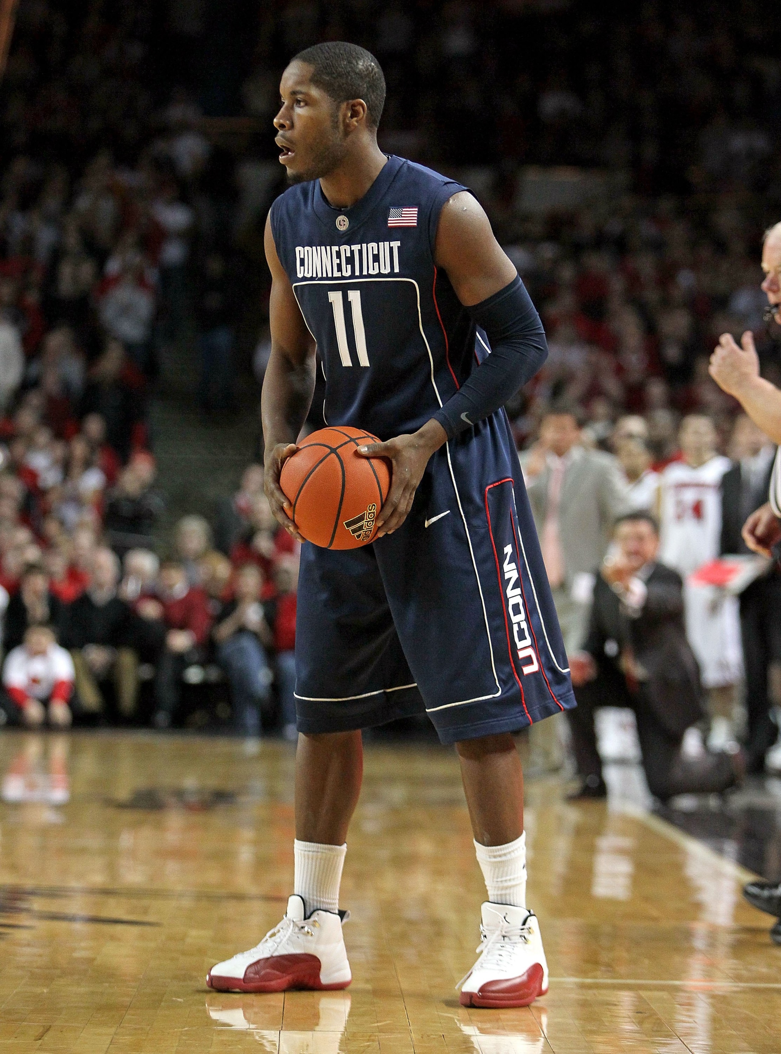 LOUISVILLE, KY - FEBRUARY 01:  Jerome Dyson #11 of the Connecticut Huskies holds the ball during the Big East Conference game against the Louisville Cardinals on February 1, 2010 at Freedom Hall in Louisville, Kentucky.  (Photo by Andy Lyons/Getty Images)