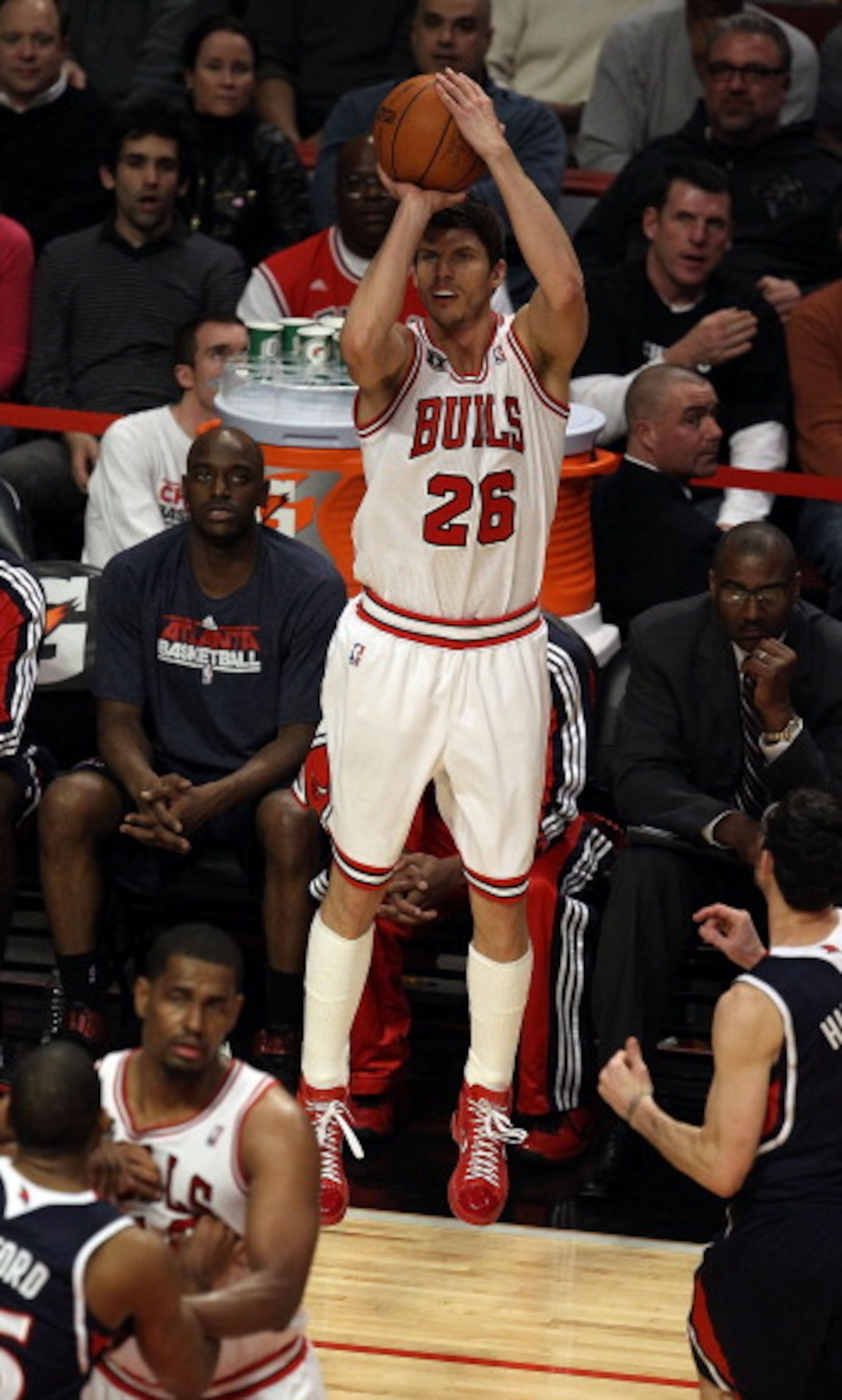 CHICAGO, IL - MARCH 11: Kyle Korver #26 of the Chicago Bulls shoots a three-point shot against the Atlanta Hawks at the United Center on March 11, 2011 in Chicago, Illinois. The Bulls defeated the Hawks 94-76. NOTE TO USER: User expressly acknowledges and