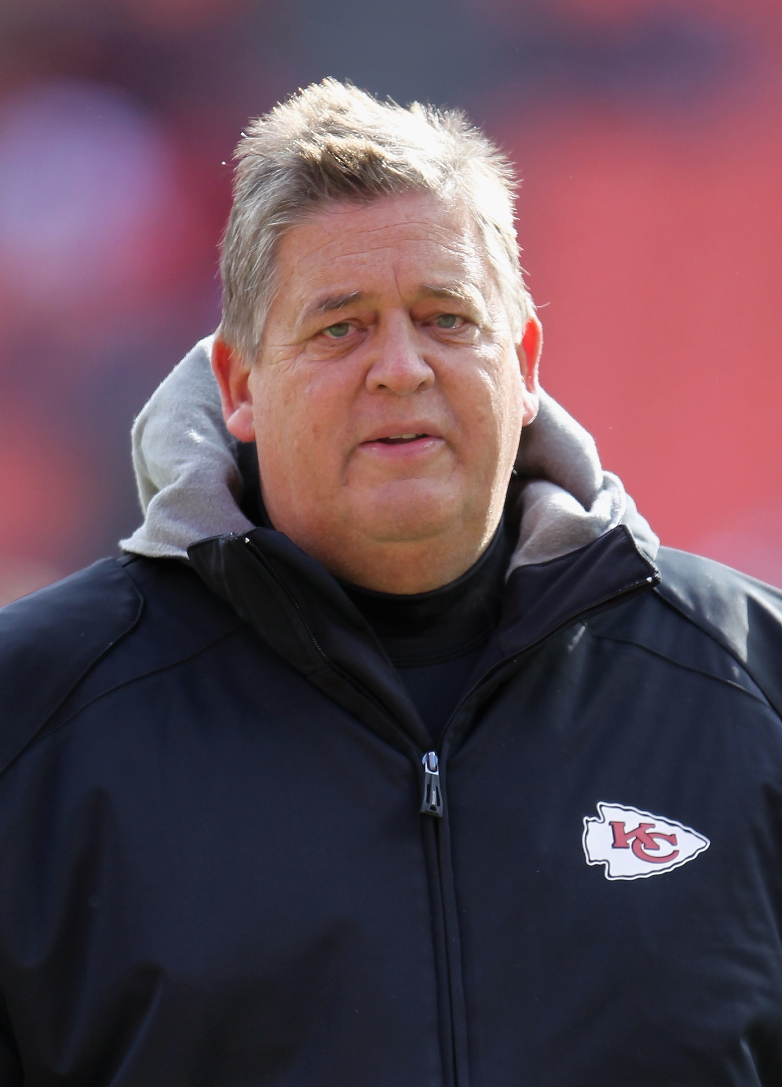 KANSAS CITY, MO - DECEMBER 05: Offensive coordinator Charlie Weis of the Kansas City Chiefs walks on the field prior to the game against the Denver Broncos on December 5, 2010 at Arrowhead Stadium in Kansas City, Missouri. (Photo by Jamie Squire/Getty I KANSAS CITY, MO - DECEMBER 05: Offensive coordinator Charlie Weis of the Kansas City Chiefs walks on the field prior to the game against the Denver Broncos on December 5, 2010 at Arrowhead Stadium in Kansas City, Missouri. (Photo by Jamie Squire/Getty I
