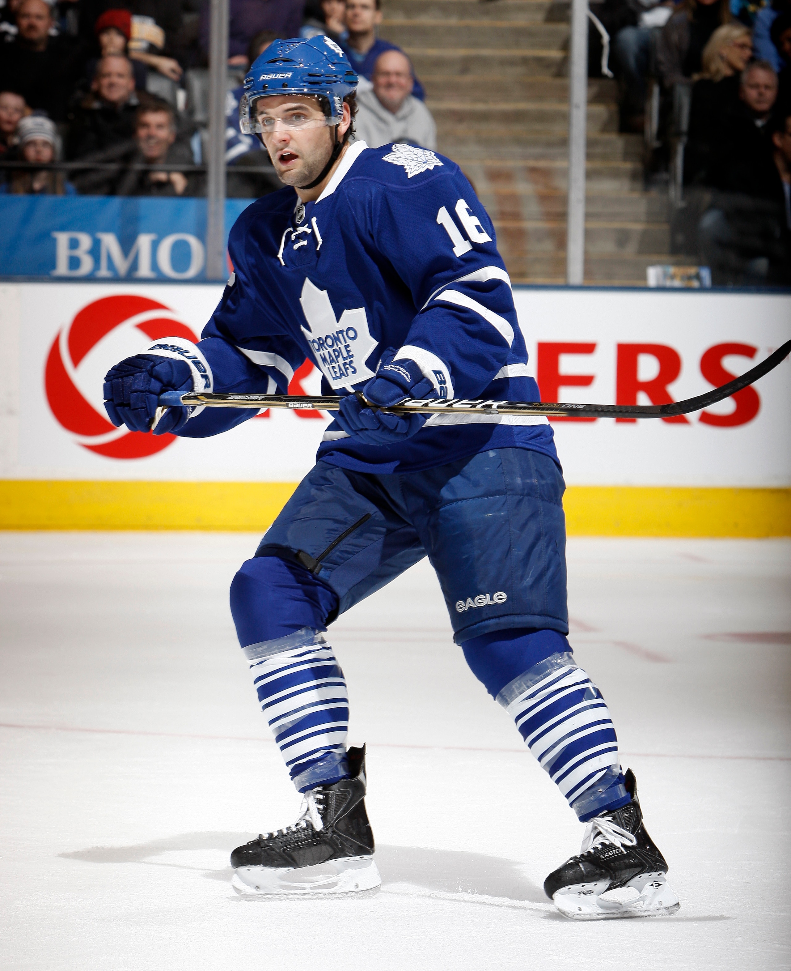 TORONTO, CANADA - FEBRUARY 26: Clarke MacArthur #16 of the Toronto Maple Leafs skates up the ice during the game against the Pittsburgh Penguins at the Air Canada Centre February 26, 2011 in Toronto, Ontario, Canada. (Photo by Abelimages/Getty Images)