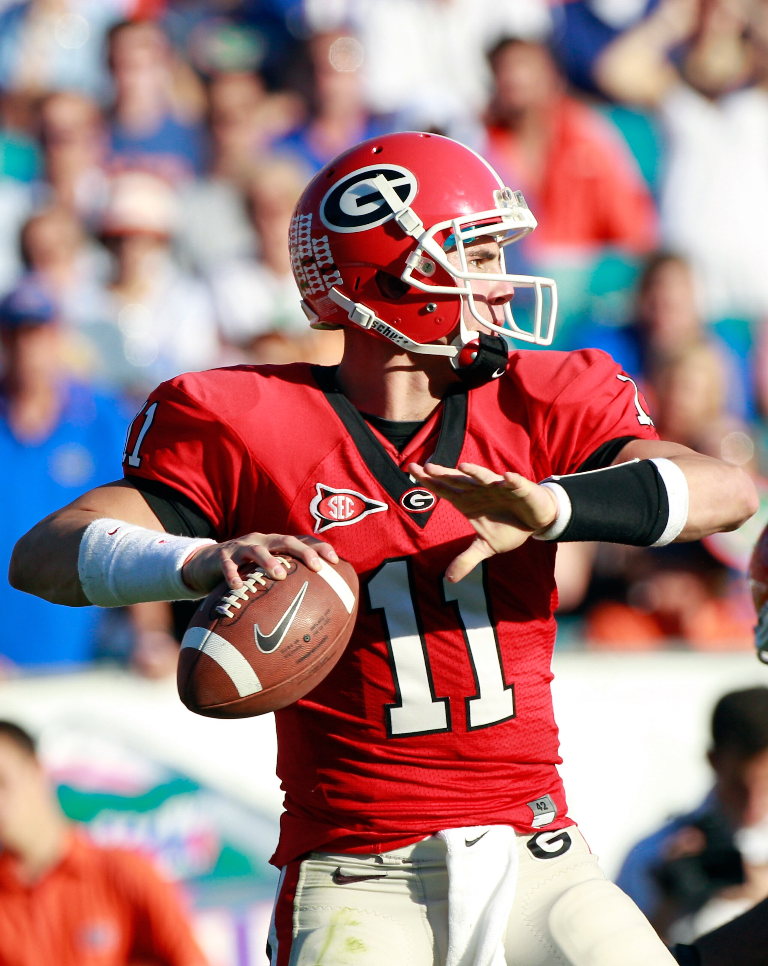 JACKSONVILLE, FL - OCTOBER 30: Quarterback Aaron Murray #11 of the Georgia Bulldogs attempts a pass during the game against the Florida Gators at EverBank Field on October 30, 2010 in Jacksonville, Florida. (Photo by Sam Greenwood/Getty Images) JACKSONVILLE, FL - OCTOBER 30: Quarterback Aaron Murray #11 of the Georgia Bulldogs attempts a pass during the game against the Florida Gators at EverBank Field on October 30, 2010 in Jacksonville, Florida. (Photo by Sam Greenwood/Getty Images)