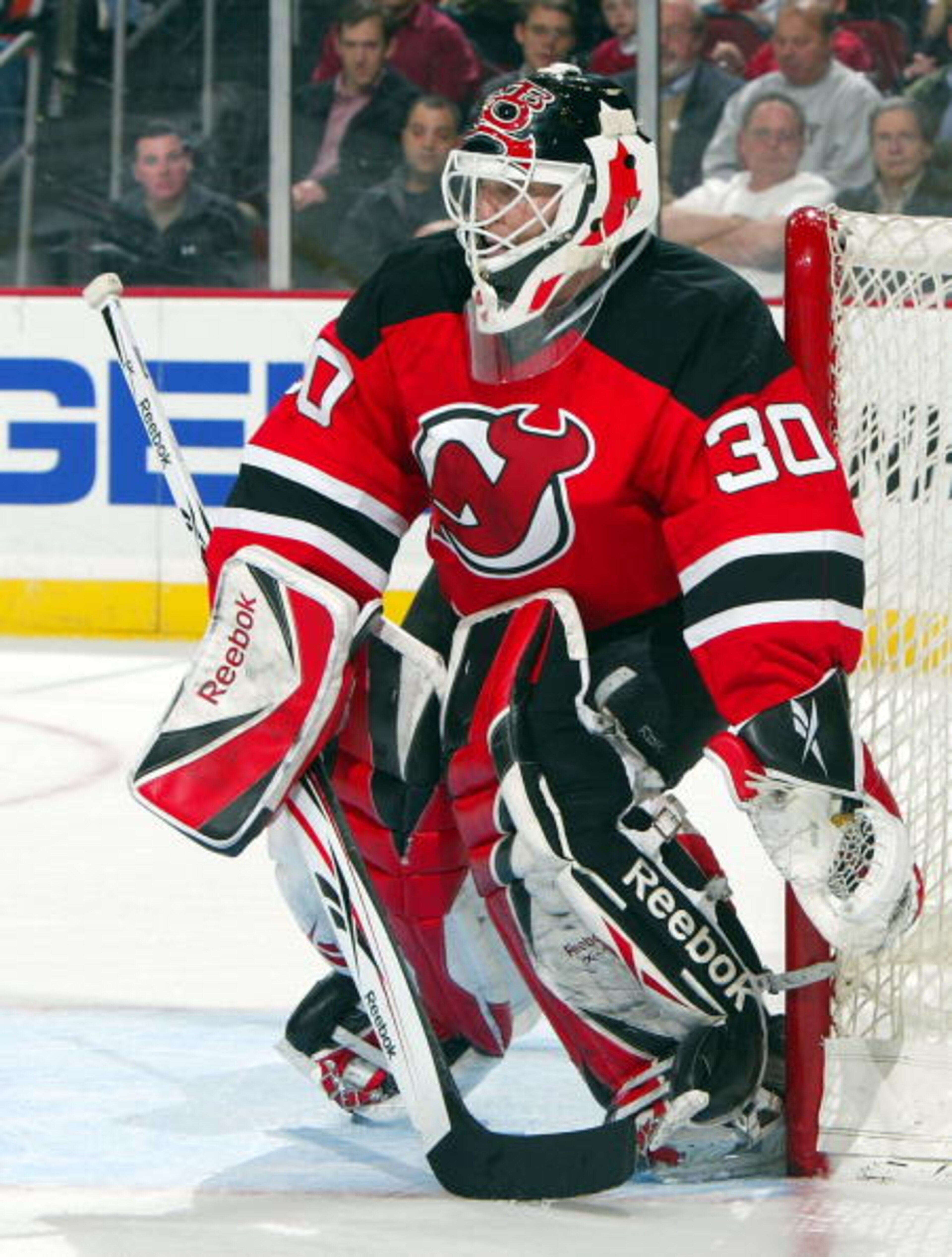 NEWARK, NJ - MARCH 17:  Martin Brodeur #30 of the New Jersey Devils defends his net against the Chicago Blackhawks at the Prudential Center on March 17, 2009 in Newark, New Jersey. The Devils defeated the Blackhawks 3-2 for Brodeur's 552nd victory making