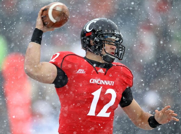 CINCINNATI, OH - DECEMBER 04:  Zach Collaros #12 of the Cincinnati Bearcats throws the ball  during the Big East Conference game against the Pittsburgh Panthers at Nippert Stadium on December 4, 2010 in Cincinnati, Ohio. Pittsburgh won 28-10.  (Photo by A