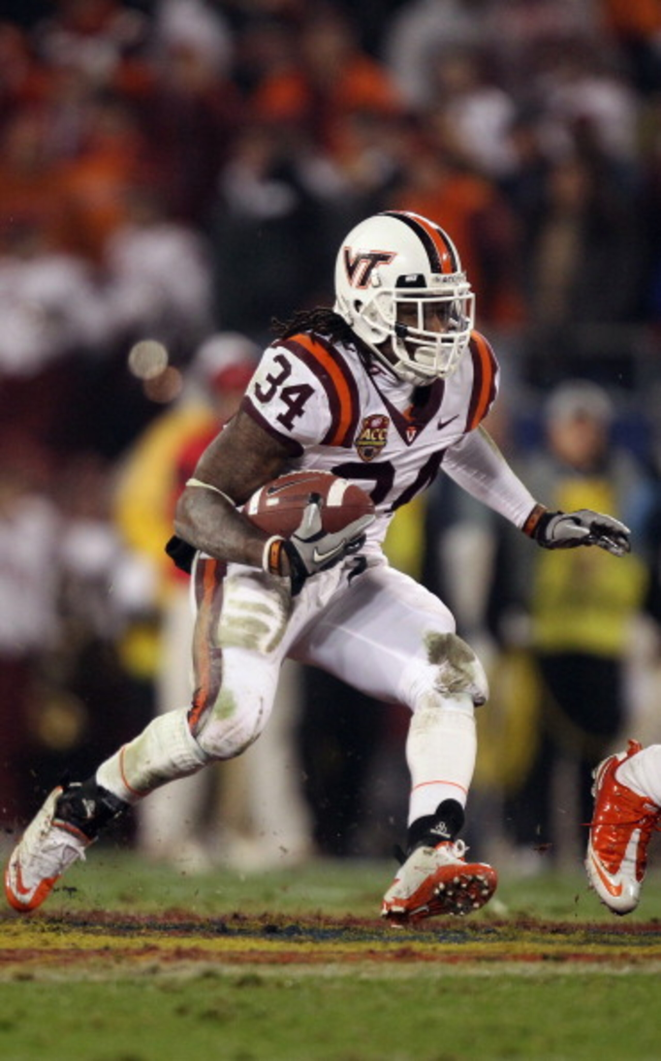 CHARLOTTE, NC - DECEMBER 04: Ryan Williams #34 of the Virginia Tech Hokies against the Florida State Seminoles during their game at Bank of America Stadium on December 4, 2010 in Charlotte, North Carolina. (Photo by Streeter Lecka/Getty Images) CHARLOTTE, NC - DECEMBER 04: Ryan Williams #34 of the Virginia Tech Hokies against the Florida State Seminoles during their game at Bank of America Stadium on December 4, 2010 in Charlotte, North Carolina. (Photo by Streeter Lecka/Getty Images)