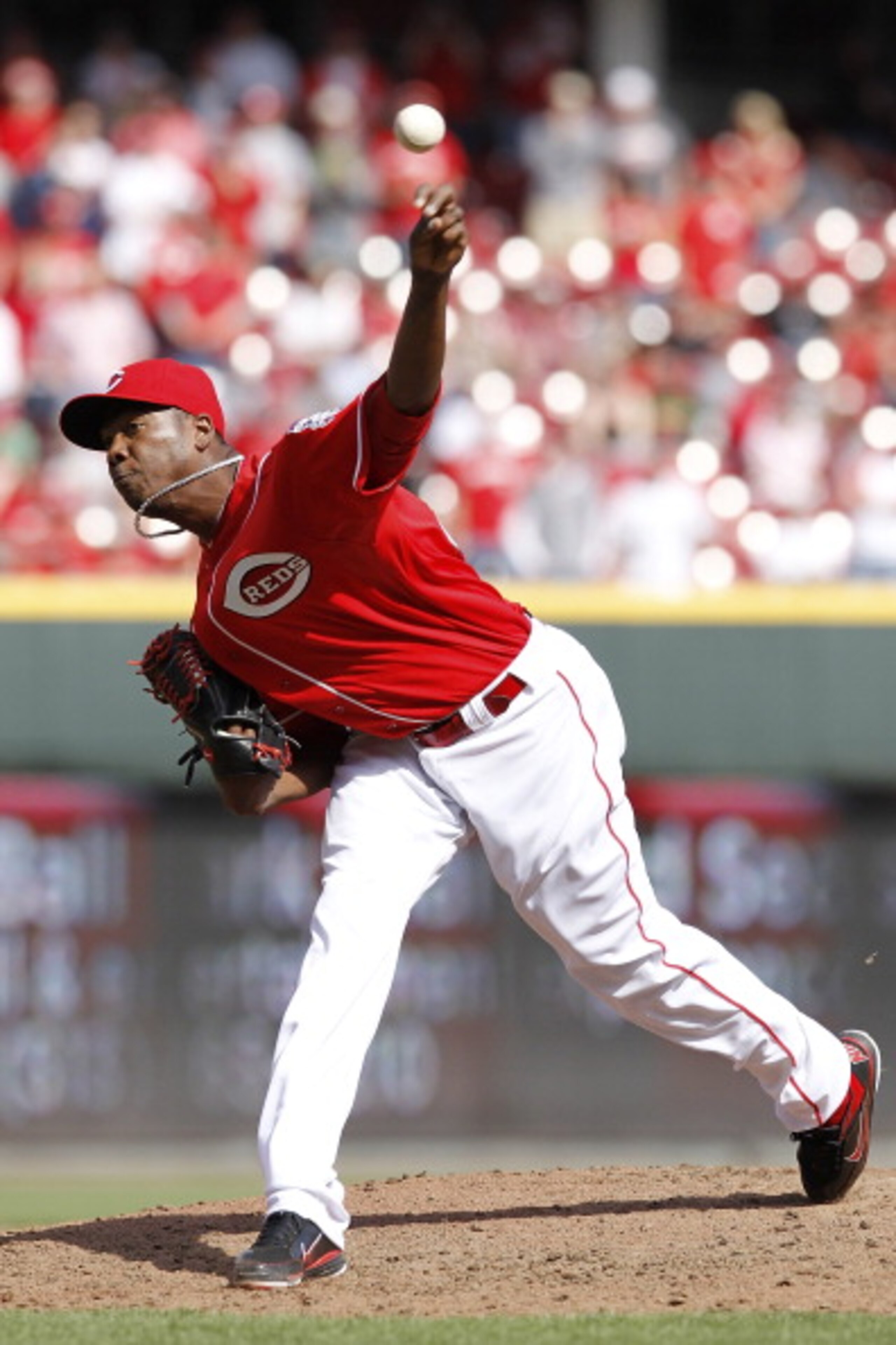 CINCINNATI, OH - APRIL 3: Aroldis Chapman #54 of the Cincinnati Reds pitches against the Milwaukee Brewers at Great American Ball Park on April 3, 2011 in Cincinnati, Ohio. The Reds won 12-3. (Photo by Joe Robbins/Getty Images)