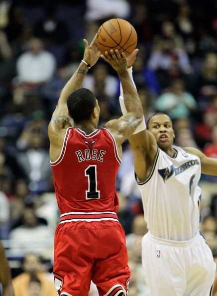 WASHINGTON, DC - FEBRUARY 28: Derrick Rose #1 of the Chicago Bulls puts up a shot against the Washington Wizards at the Verizon Center in Washington on February 28, 2011 in Washington, DC. NOTE TO USER: User expressly acknowledges and agrees that, by down