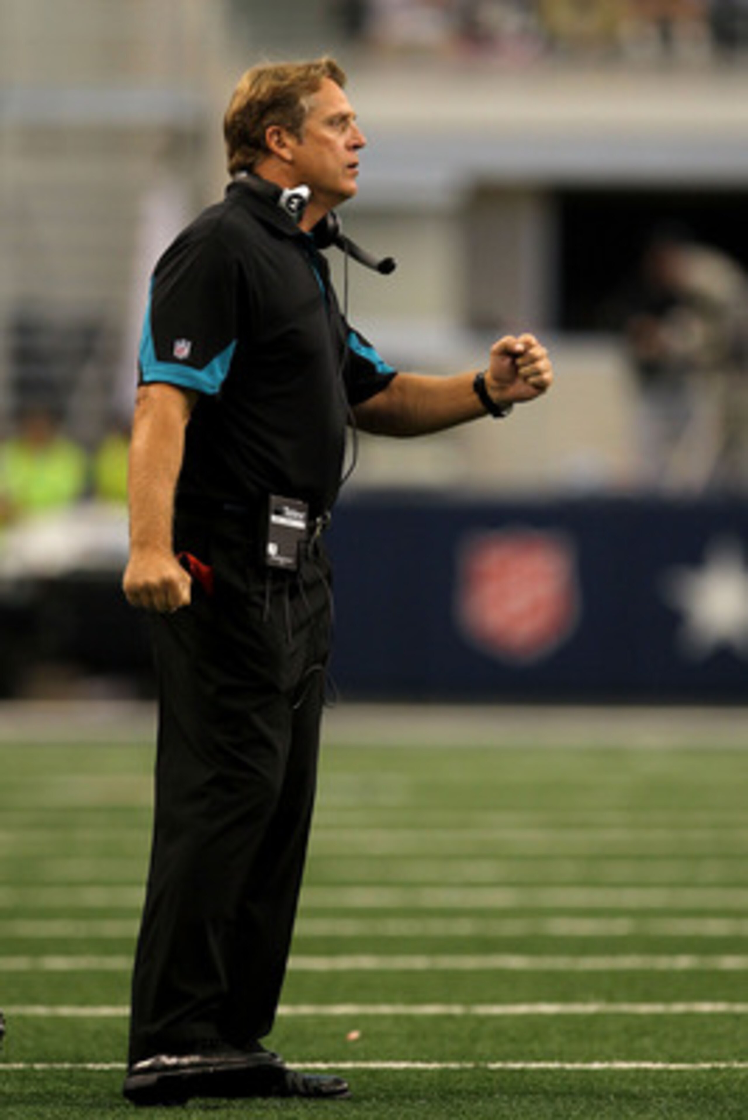 ARLINGTON, TX - OCTOBER 31: Head coach Jack Del Rio of the Jacksonville Jaguars reacts against the Dallas Cowboys at Cowboys Stadium on October 31, 2010 in Arlington, Texas. (Photo by Stephen Dunn/Getty Images) ARLINGTON, TX - OCTOBER 31: Head coach Jack Del Rio of the Jacksonville Jaguars reacts against the Dallas Cowboys at Cowboys Stadium on October 31, 2010 in Arlington, Texas. (Photo by Stephen Dunn/Getty Images)