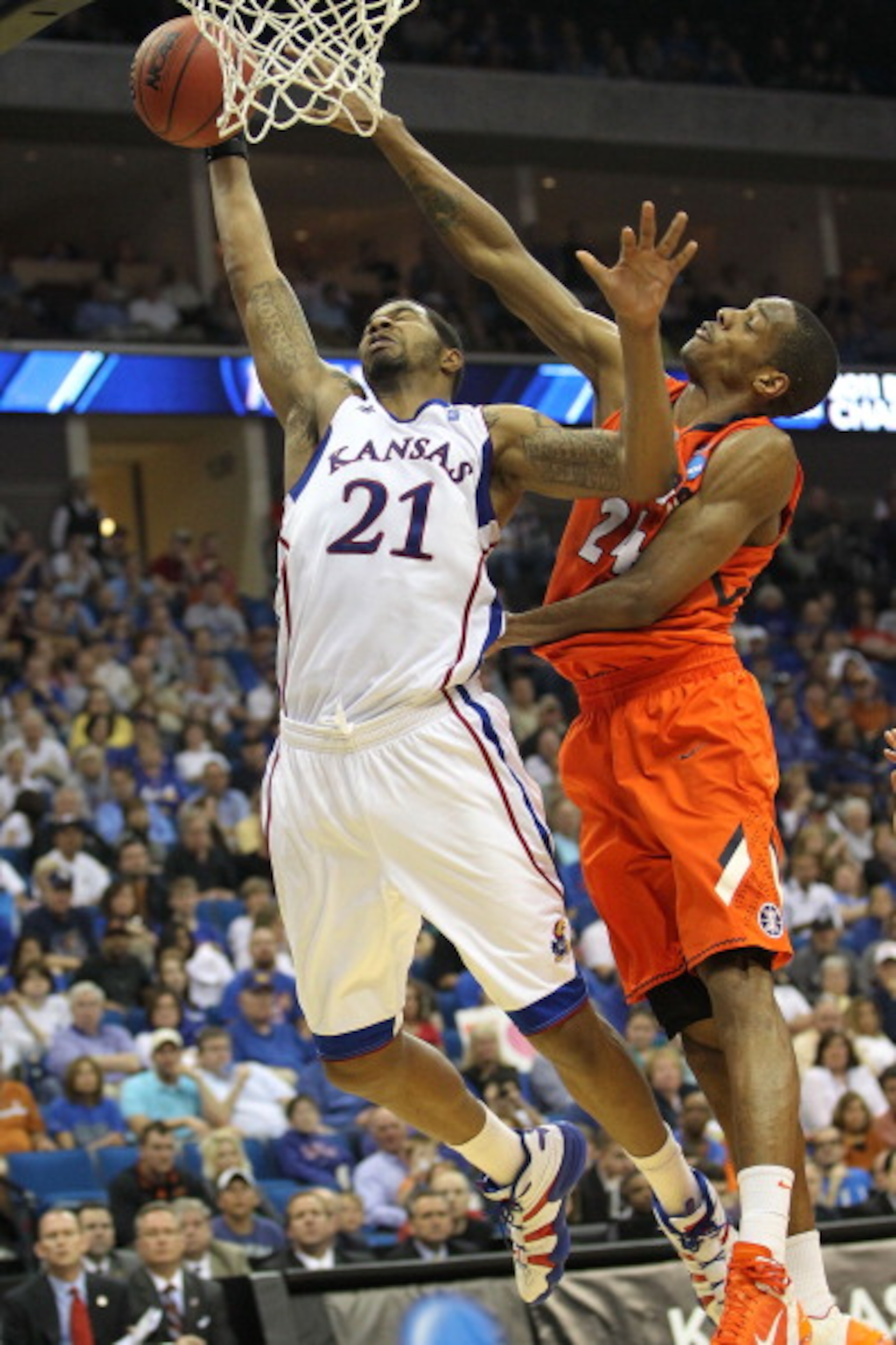 TULSA, OK - MARCH 20: Markieff Morris #21 of the Kansas Jayhawks goes up for a shot against Mike Davis #24 of the Illinois Fighting Illini during the third round of the 2011 NCAA men's basketball tournament at BOK Center on March 20, 2011 in Tulsa, Oklah TULSA, OK - MARCH 20: Markieff Morris #21 of the Kansas Jayhawks goes up for a shot against Mike Davis #24 of the Illinois Fighting Illini during the third round of the 2011 NCAA men's basketball tournament at BOK Center on March 20, 2011 in Tulsa, Oklah