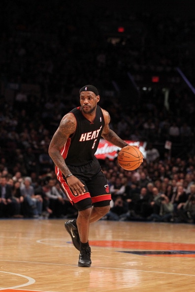 NEW YORK - DECEMBER 17:  LeBron James #6 of the Miami Heat in action on against the New York Knicks at Madison Square Garden on December 17, 2010 in New York, New York.  (Photo by Al Bello/Getty Images)