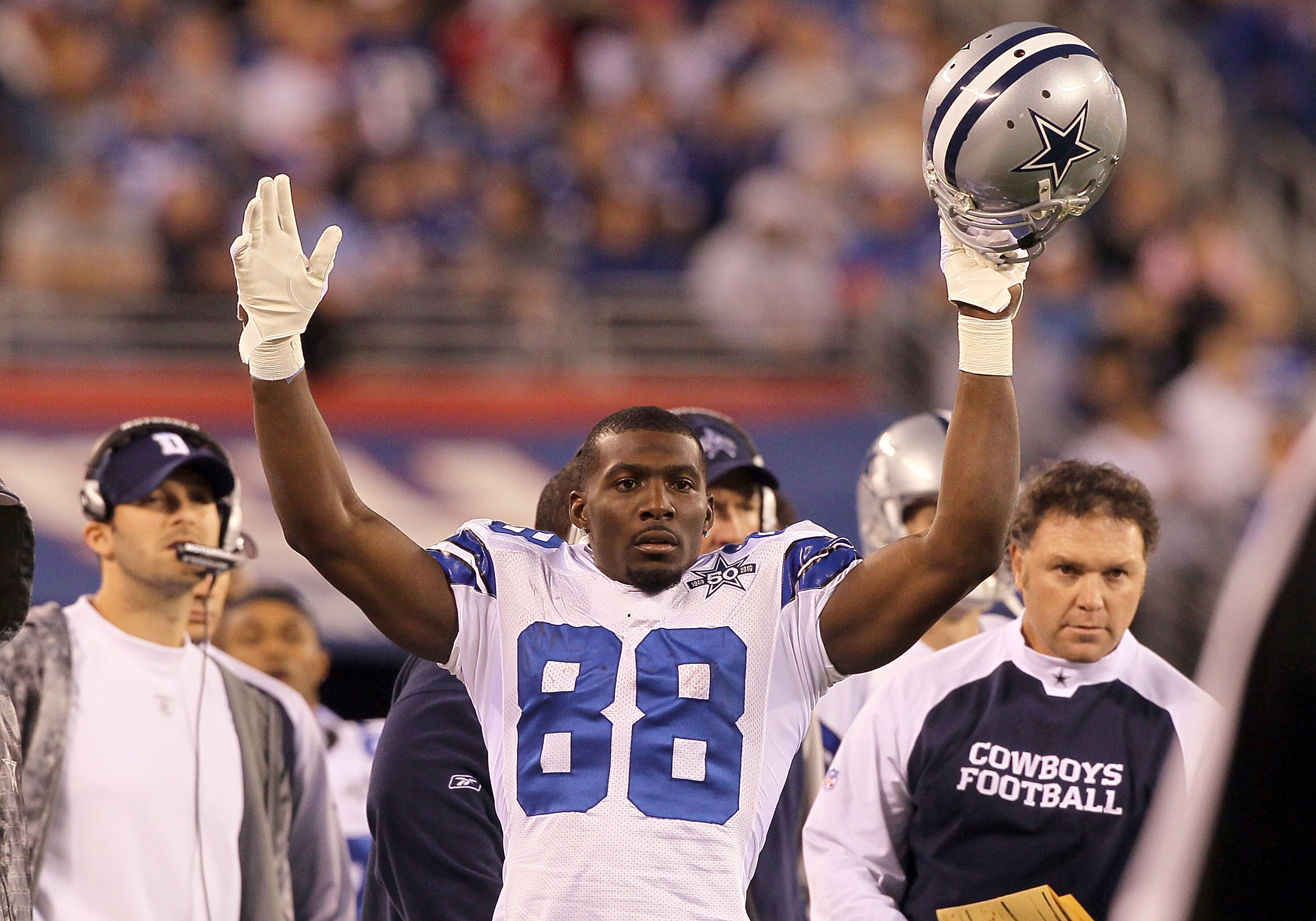 EAST RUTHERFORD, NJ - NOVEMBER 14: Dez Bryant #88 of the Dallas Cowboys celebrates after his first quarter touchdown reception against the New York Giants was confirmed by video replay on November 14, 2010 at the New Meadowlands Stadium in East Rutherfor EAST RUTHERFORD, NJ - NOVEMBER 14: Dez Bryant #88 of the Dallas Cowboys celebrates after his first quarter touchdown reception against the New York Giants was confirmed by video replay on November 14, 2010 at the New Meadowlands Stadium in East Rutherfor