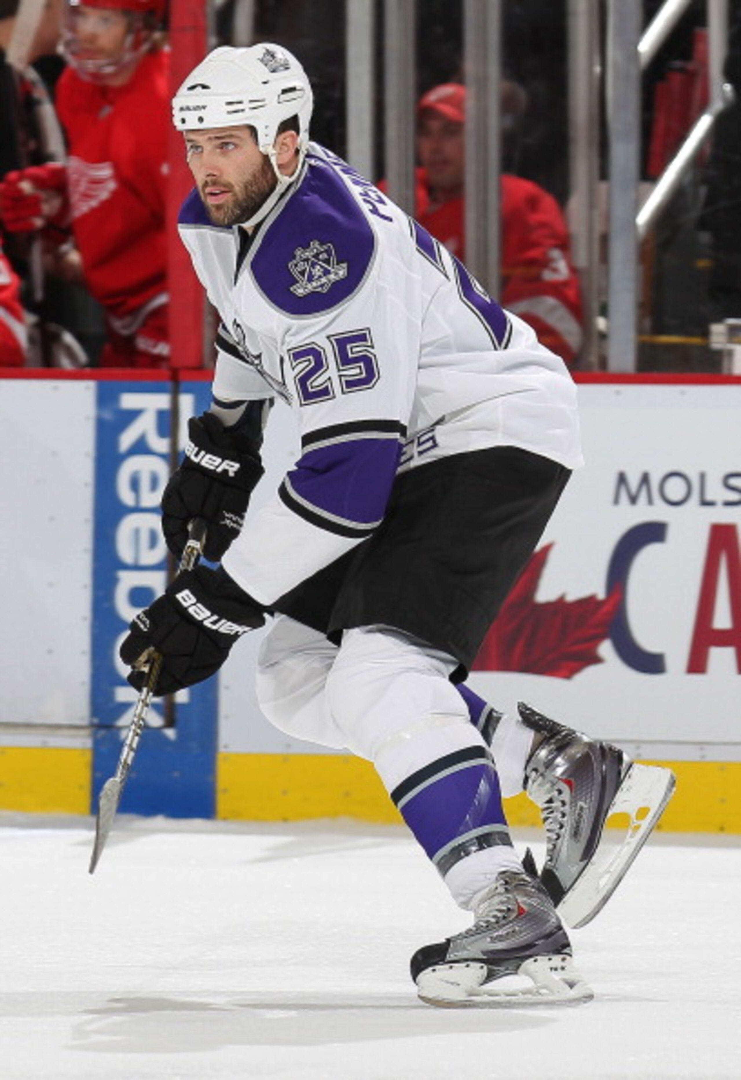 DETROIT, MI - MARCH 9:  Dustin Penner #25 of the Los Angeles Kings skates in a game against the Detroit Red Wings on March 9, 2011 at the Joe Louis Arena in Detroit, Michigan. (Photo by Claus Andersen/Getty Images)