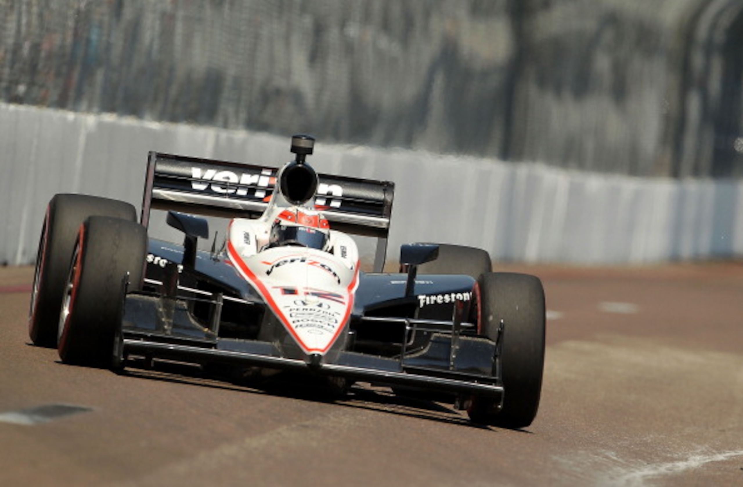 ST PETERSBURG, FL - MARCH 27:  Will Power drives the #12 Verizon Team Penske Honda Dallara during the IndyCar Series Honda Grand Prix of St Petersburg on March 27, 2011 in St Petersburg, Florida.  (Photo by Mike Ehrmann/Getty Images)