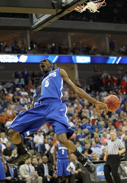 TULSA, OK - MARCH 18:  Will Barton #5 of the Memphis Tigers dunks the ball against the Arizona Wildcats during the second round of the 2011 NCAA men's basketball tournament at BOK Center on March 18, 2011 in Tulsa, Oklahoma.  (Photo by Ronald Martinez/Get