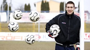 Picture courtesy of FourFourTwo.com