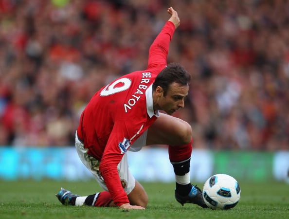 MANCHESTER, ENGLAND - OCTOBER 16:  Dimitar Berbatov of Manchester United controls the ball during the Barclays Premier League match between Manchester United and West Bromwich Albion at Old Trafford on October 16, 2010 in Manchester, England.  (Photo by A