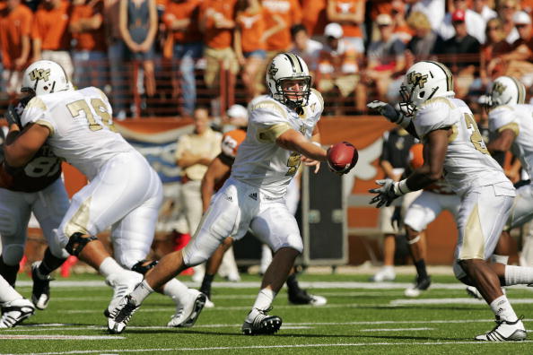 AUSTIN, TX - NOVEMBER 07:  Quarterback Rob Calabrese #4 of the UCF Knights runs a play against the Texas Longhorns on November 7, 2009 at Darrell K Royal - Texas Memorial Stadium in Austin, Texas.  Texas won 35-3.  (Photo by Brian Bahr/Getty Images)