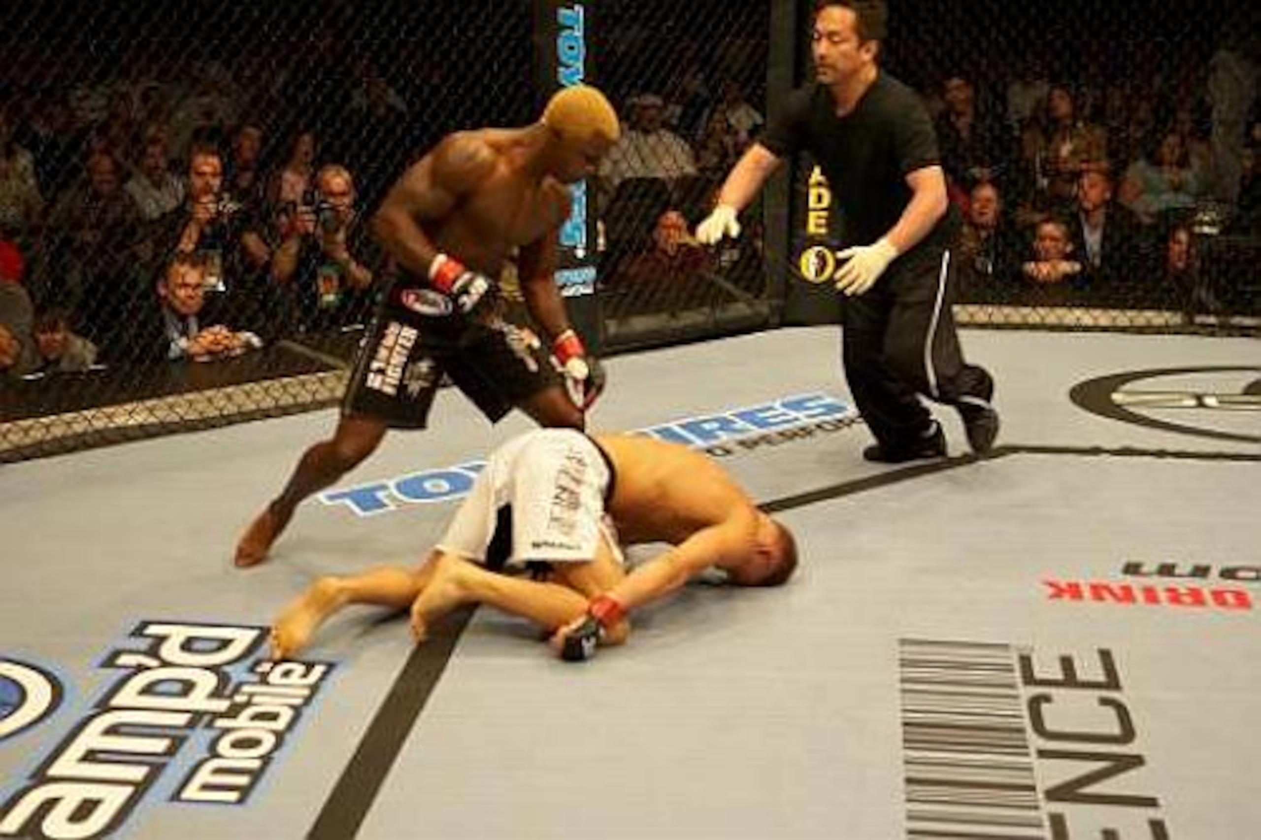 Melvin Guillard with a vicious knockout victory Melvin Guillard with a vicious knockout victory