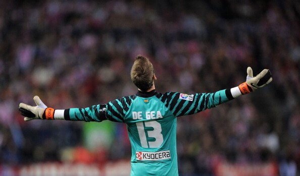 MADRID, SPAIN - MARCH 19:  David De Gea of Atletico Madrid reacts during the La Liga match between Atletico Madrid and Real Madrid at Vicente Calderon Stadium on March 19, 2011 in Madrid, Spain.  (Photo by Denis Doyle/Getty Images)