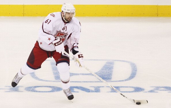 RALEIGH, NC - JANUARY 30:  Rick Nash #61 of the Columbus Blue Jackets and Team Staal controls the puck against Team Lidstrom in the 58th NHL All-Star Game at RBC Center on January 30, 2011 in Raleigh, North Carolina.  (Photo by Bruce Bennett/Getty Images)