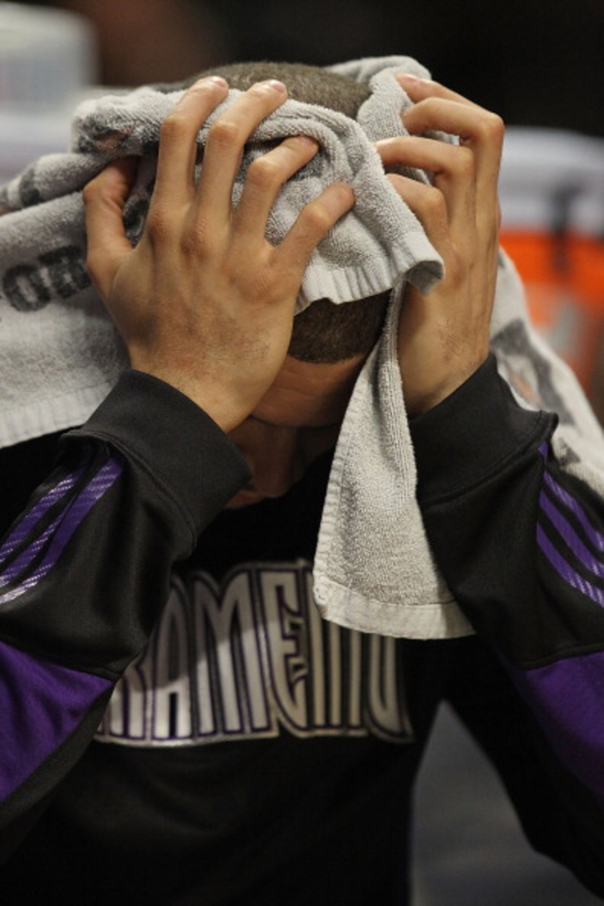 CHICAGO, IL - MARCH 21: Francisco Garcia #32 of the Sacramento Kings sits on the bench near the end of a game against the Chicago Bulls at the United Center on March 21, 2011 in Chicago, Illinois. The Bulls defeated the Kings 132-92. NOTE TO USER: User ex