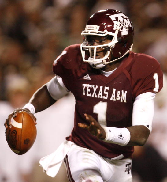 COLLEGE STATION, TX - NOVEMBER 26: Quarterback Jerrod Johnson #1 of the Texas A&M Aggies looks to throw the ball downfield to an open receiver against the Texas Longhorns in the second half at Kyle Field on November 26, 2009 in College Station, Texas. The
